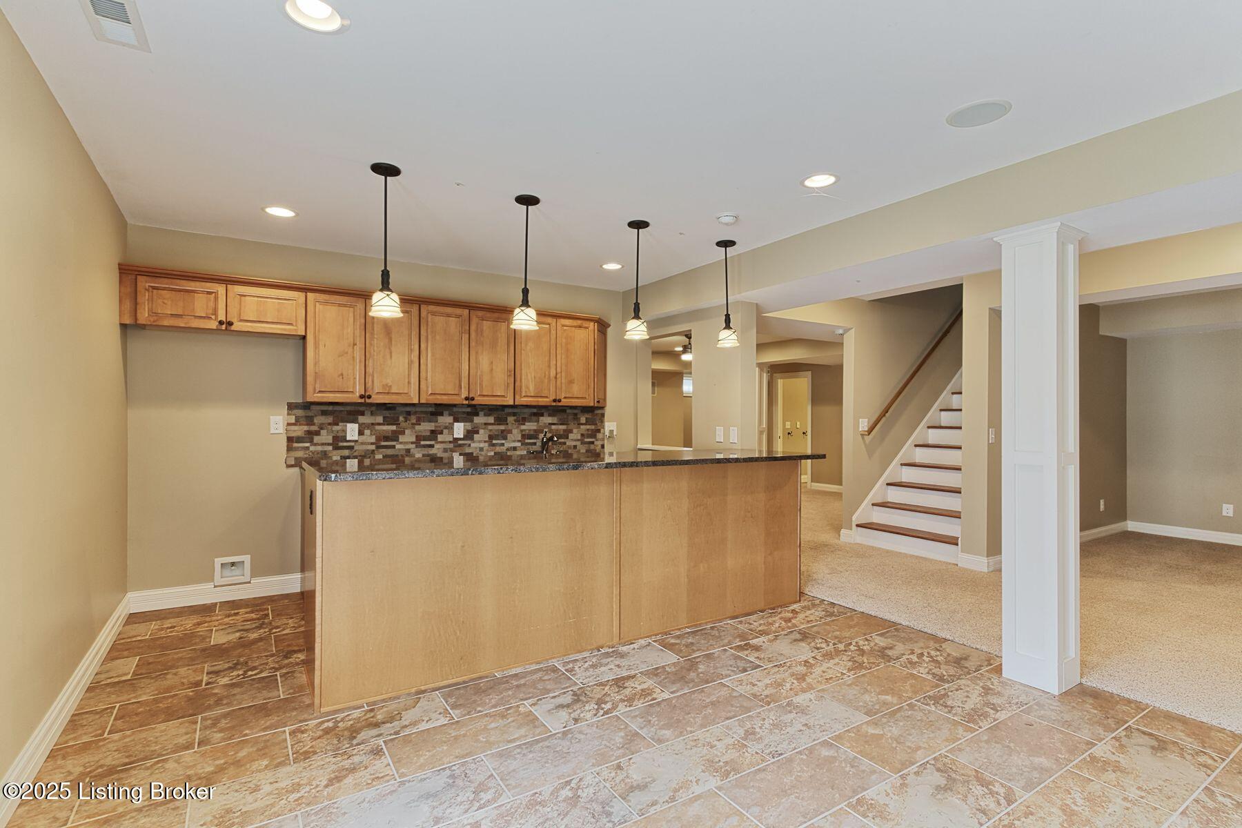 13303 Hampton Cir