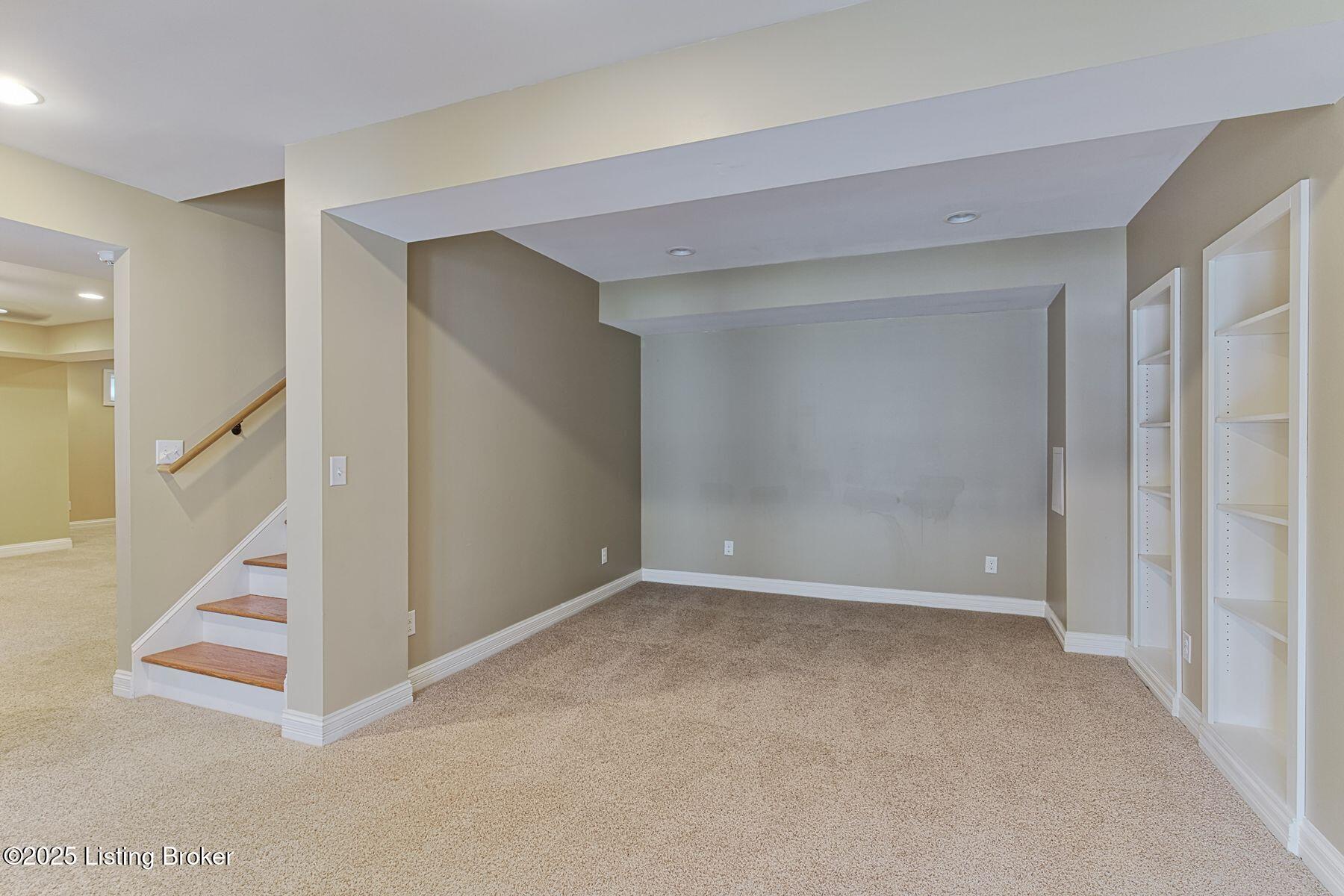 13303 Hampton Cir