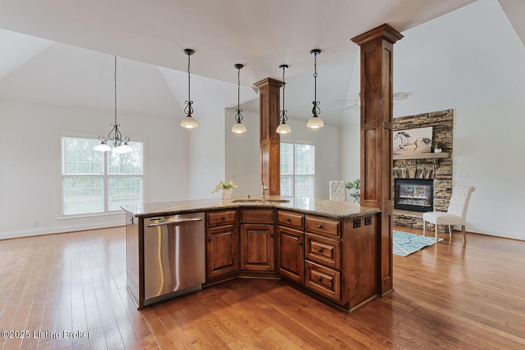 13303 Hampton Cir