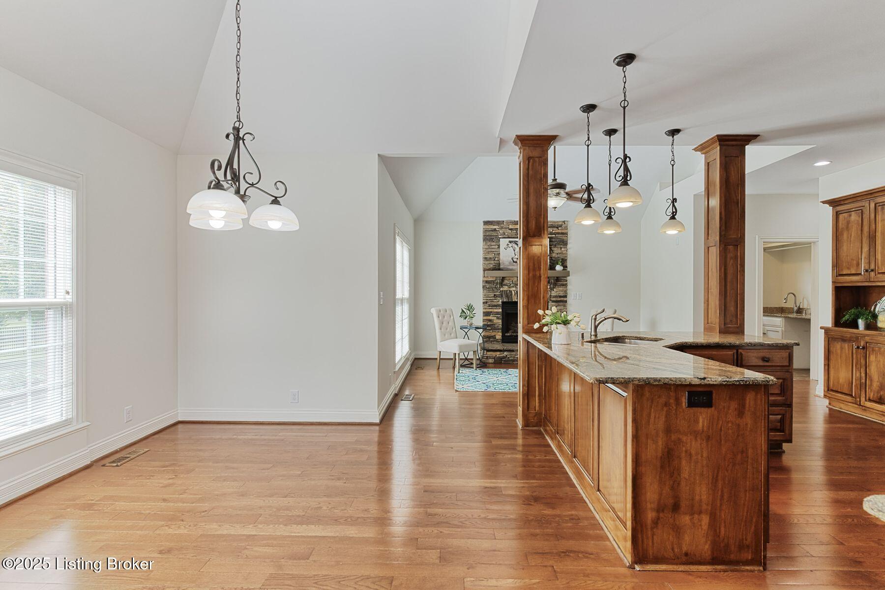 13303 Hampton Cir