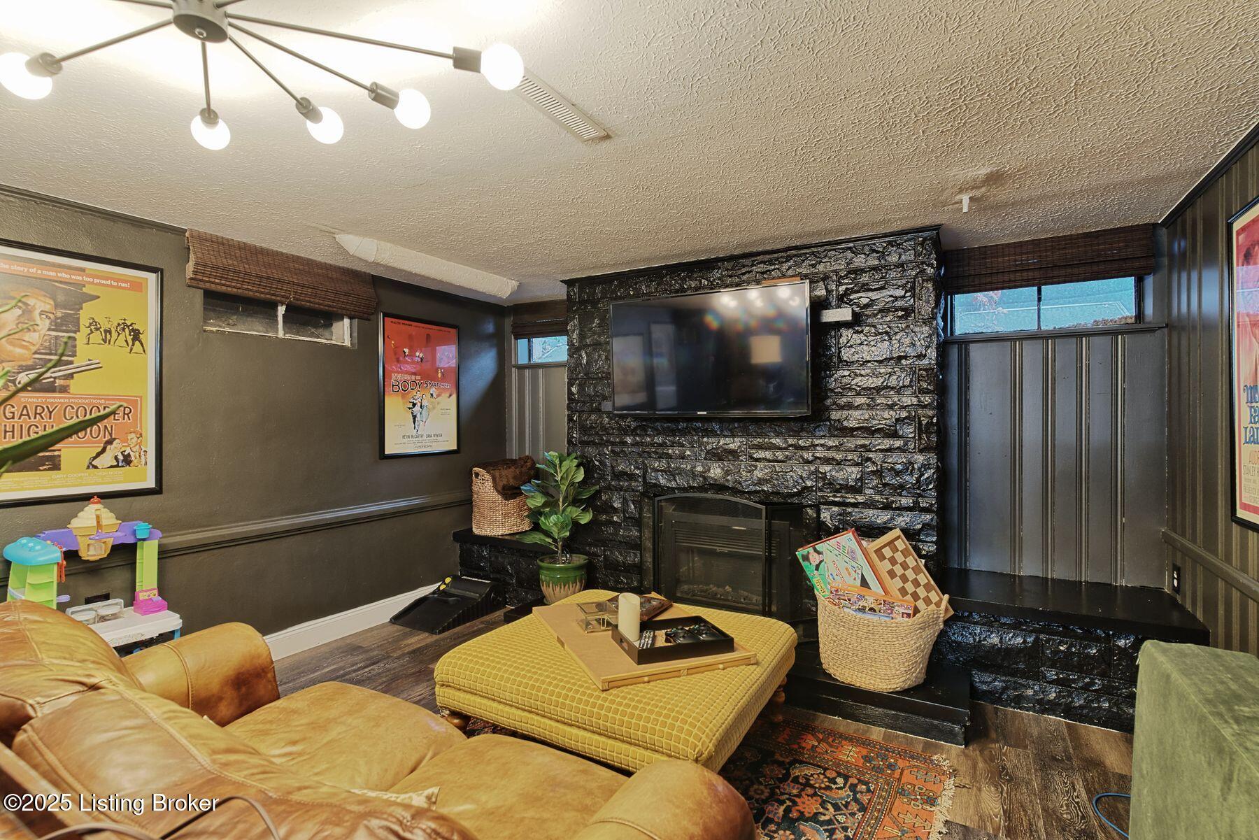 6348 Limewood Cir