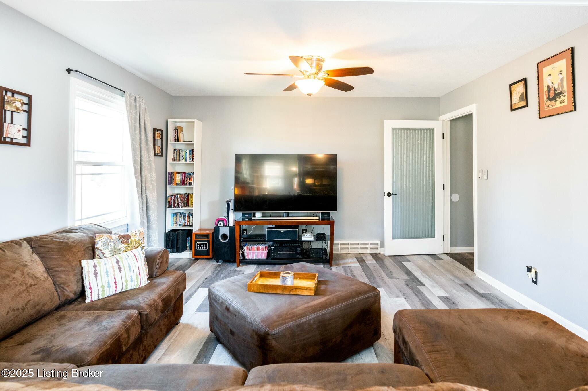 2600 Colonel Dr