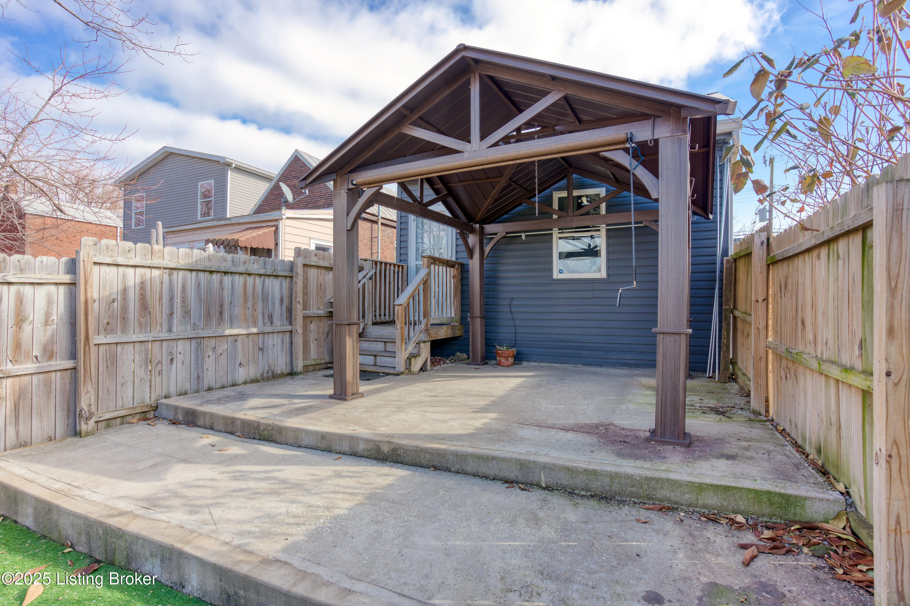 1445 Mellwood Ave