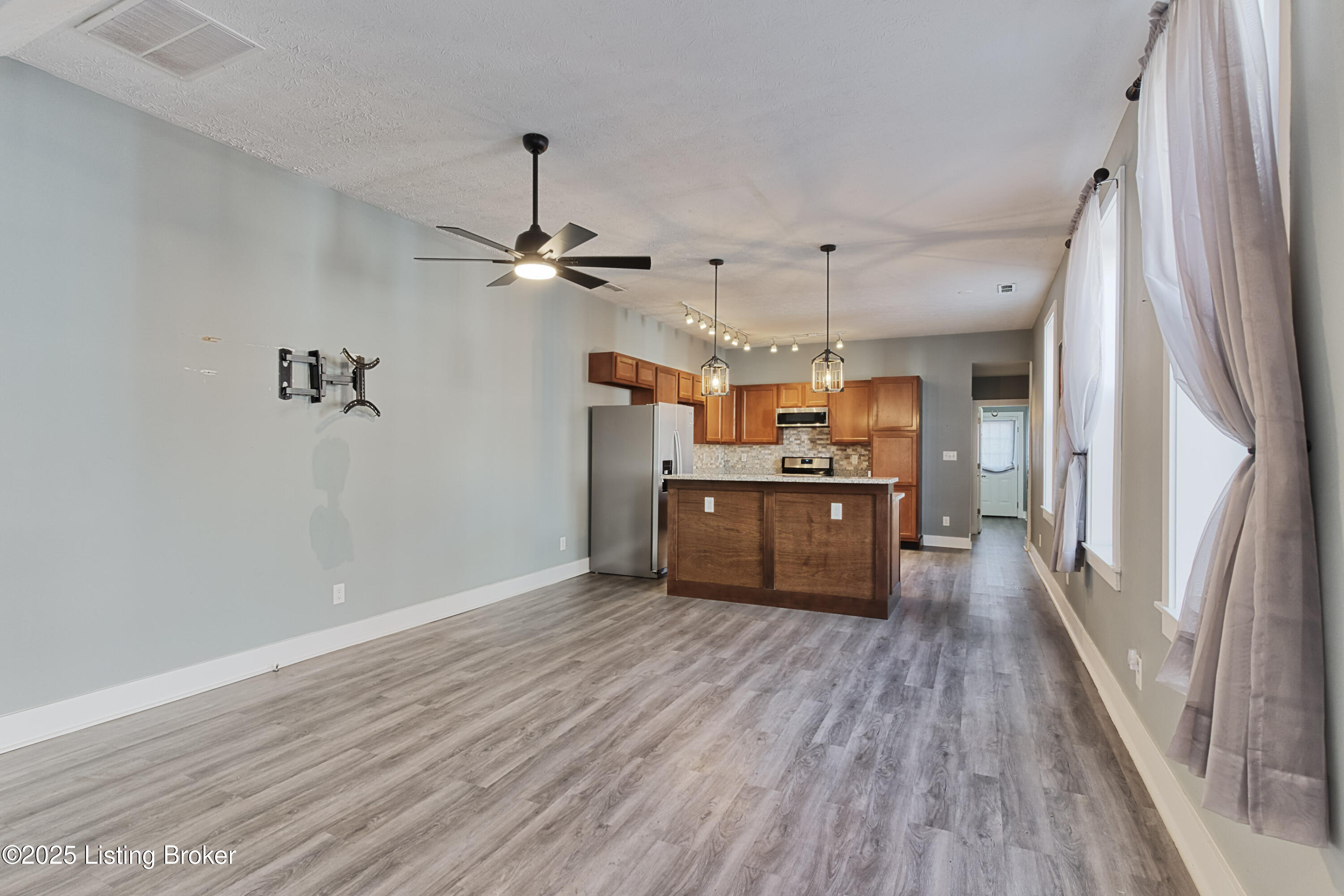 1445 Mellwood Ave