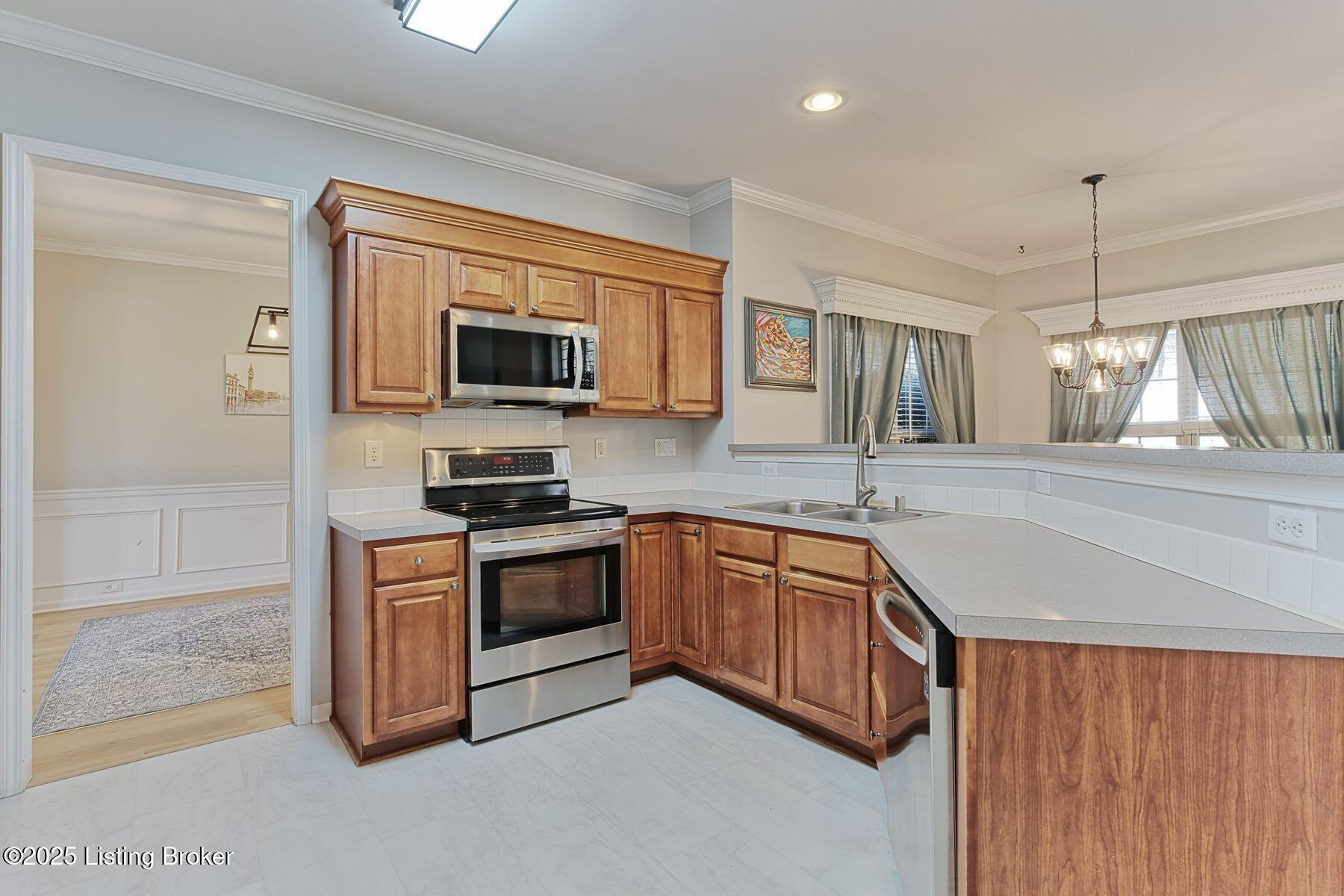 9117 Bingham View Ct