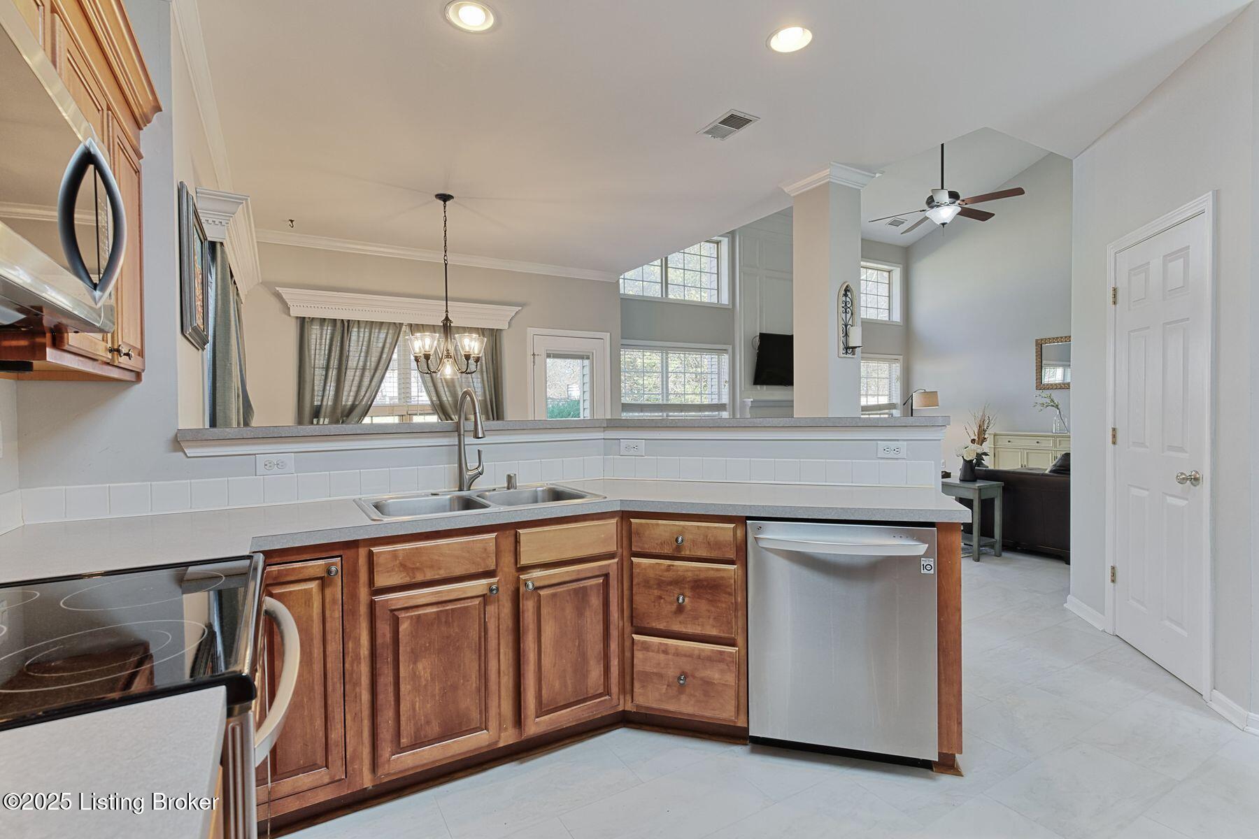 9117 Bingham View Ct