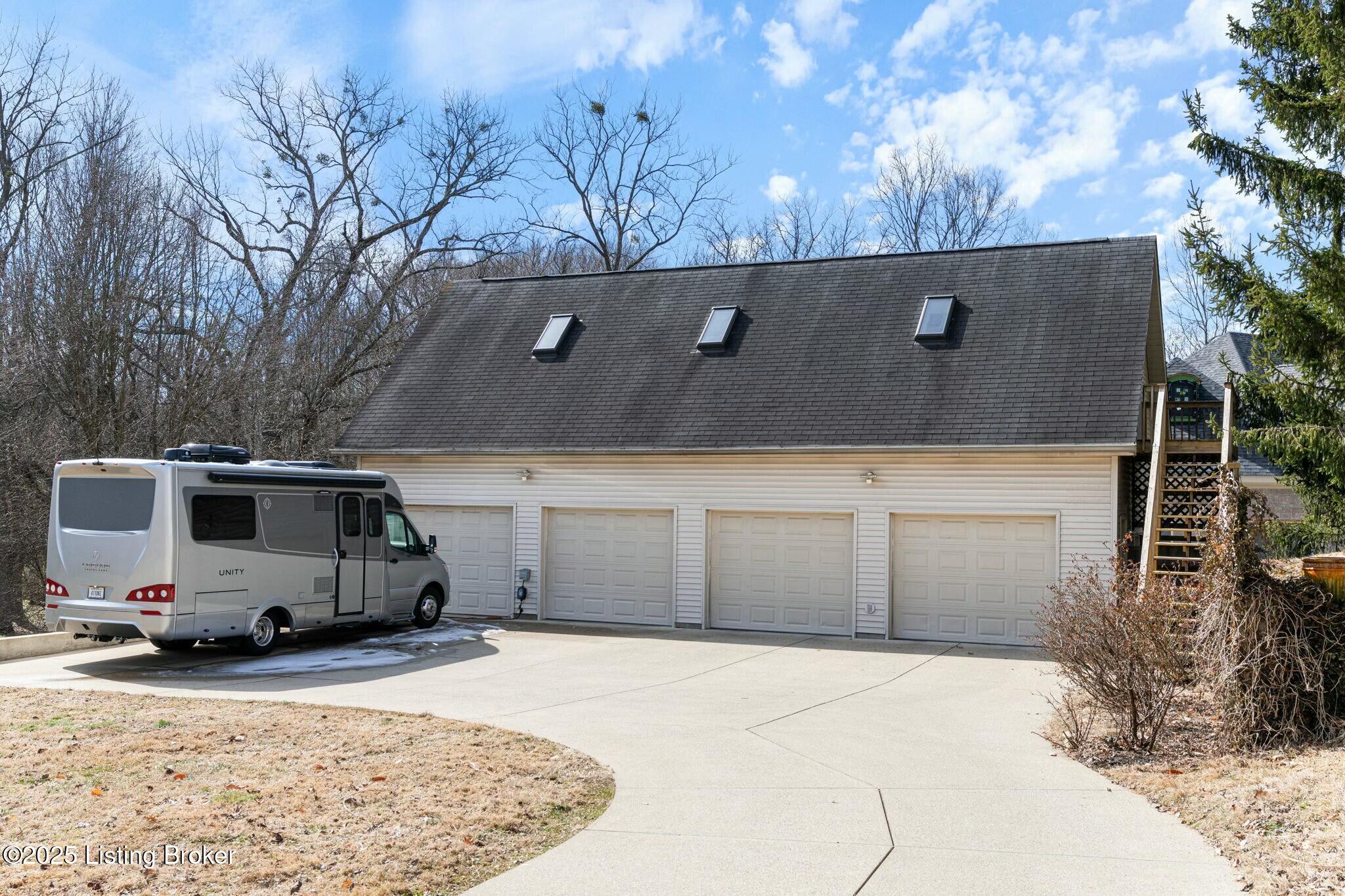 9506 US Highway 42