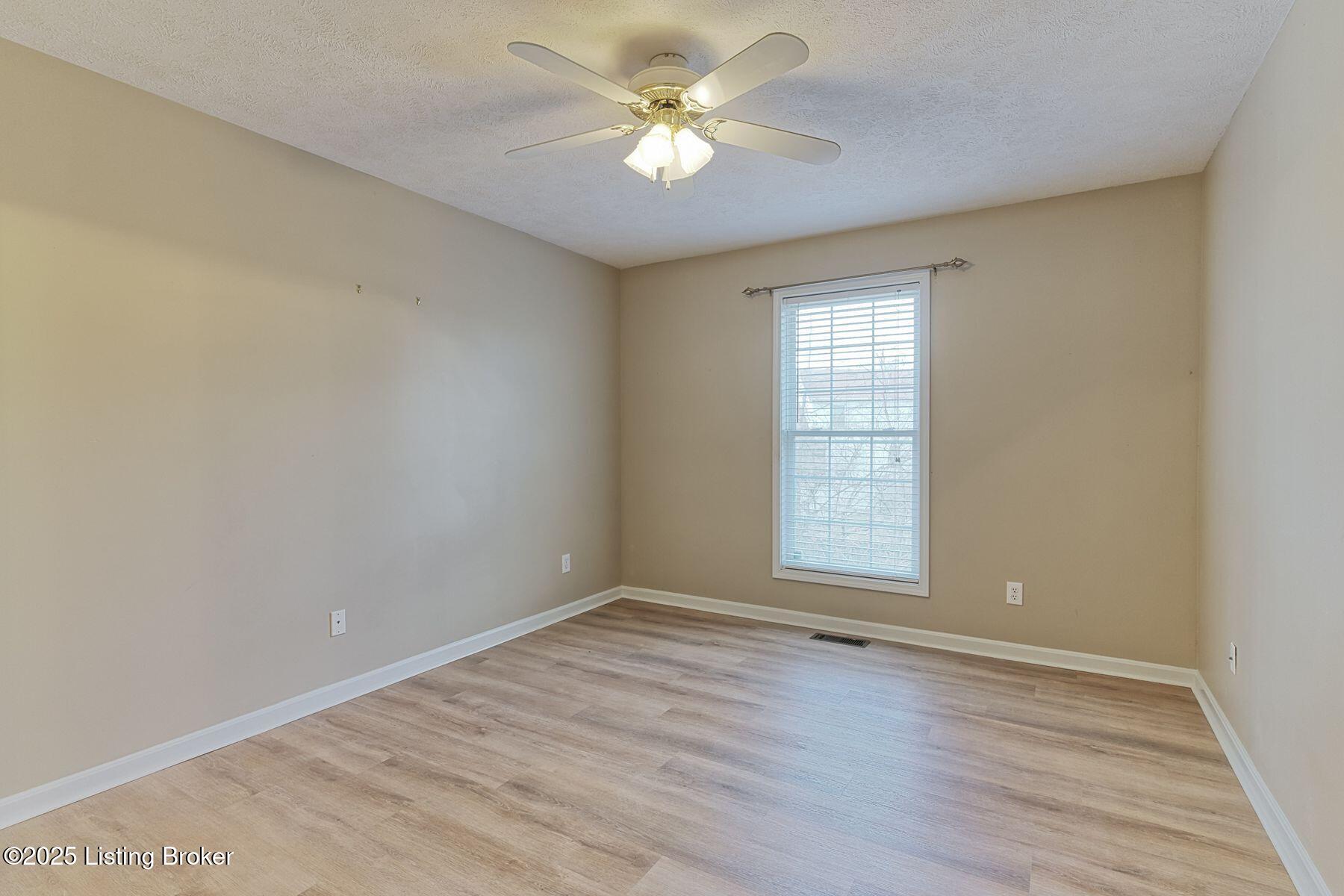 9025 Auburn Woods Rd