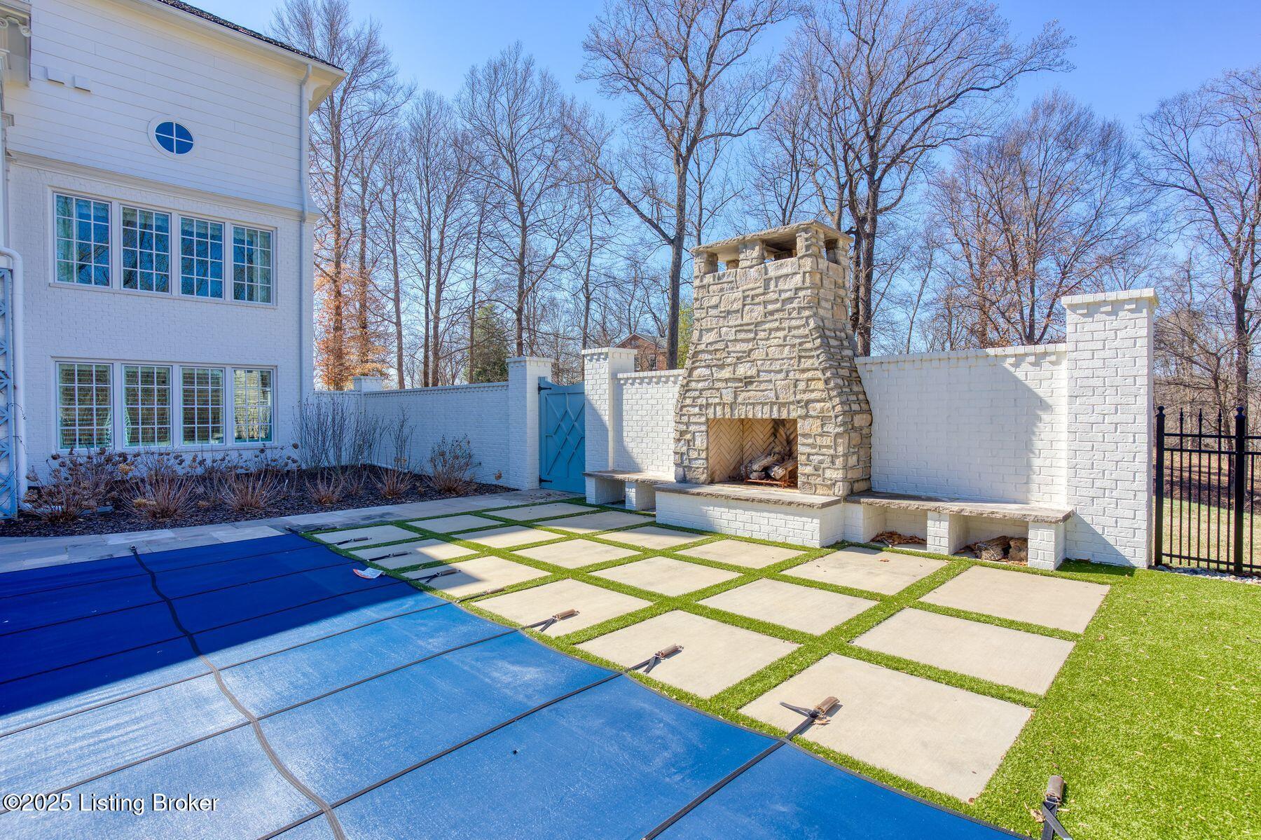 3159 Blackberry Hill Rd