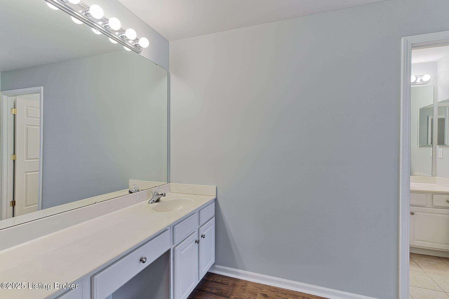 5139 Tauten Square