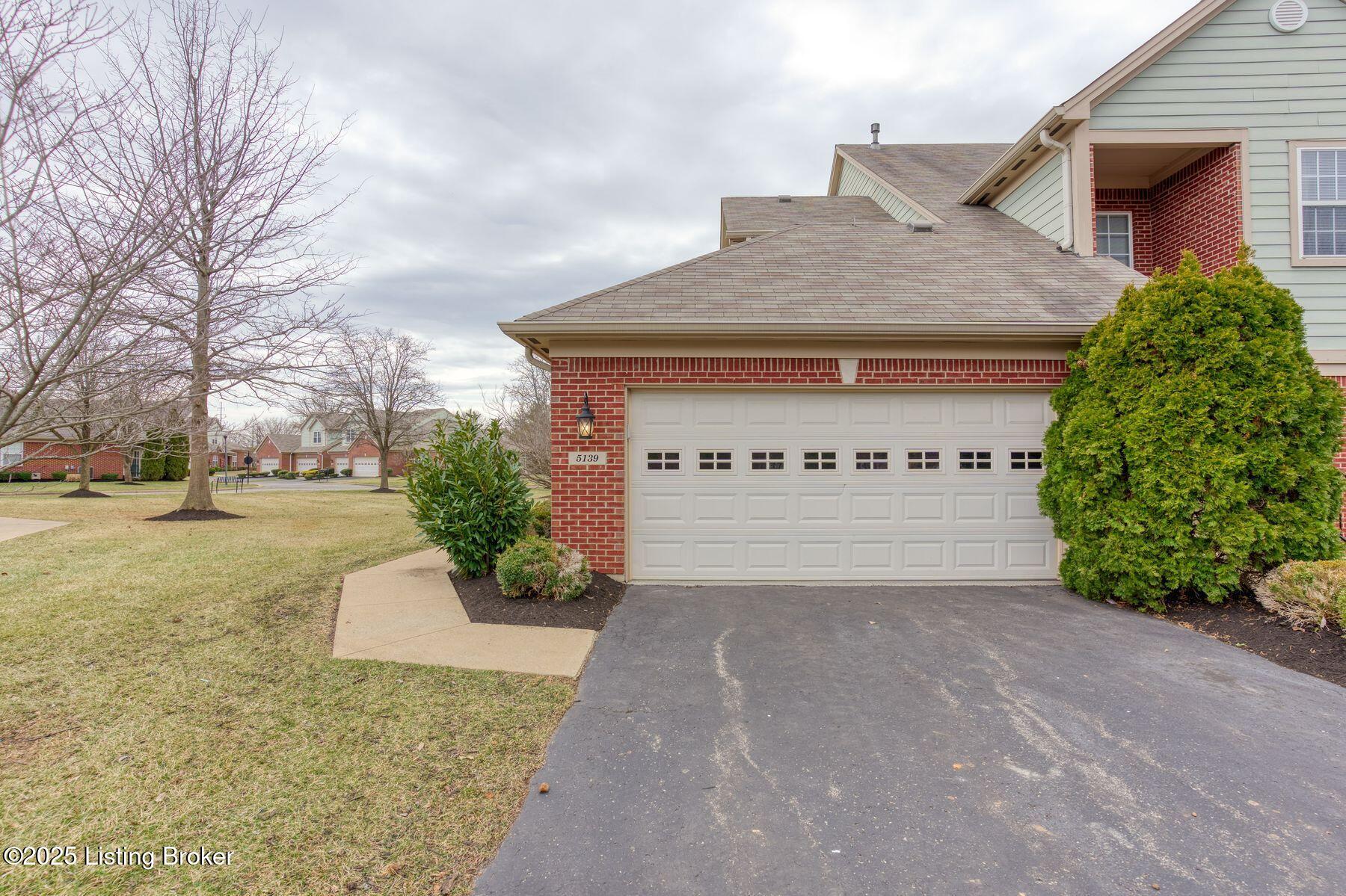 5139 Tauten Square