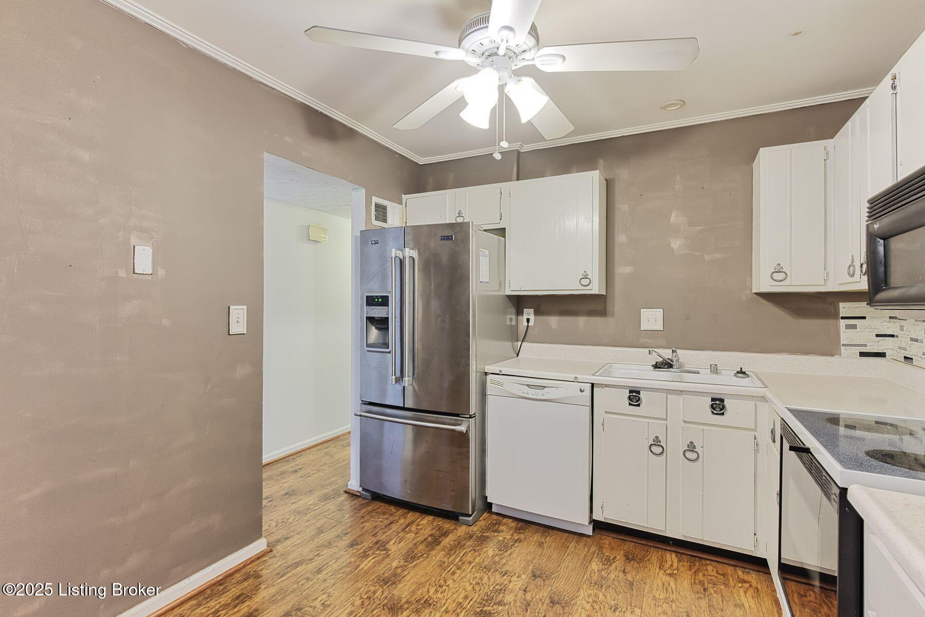 5 Dupont Way 7