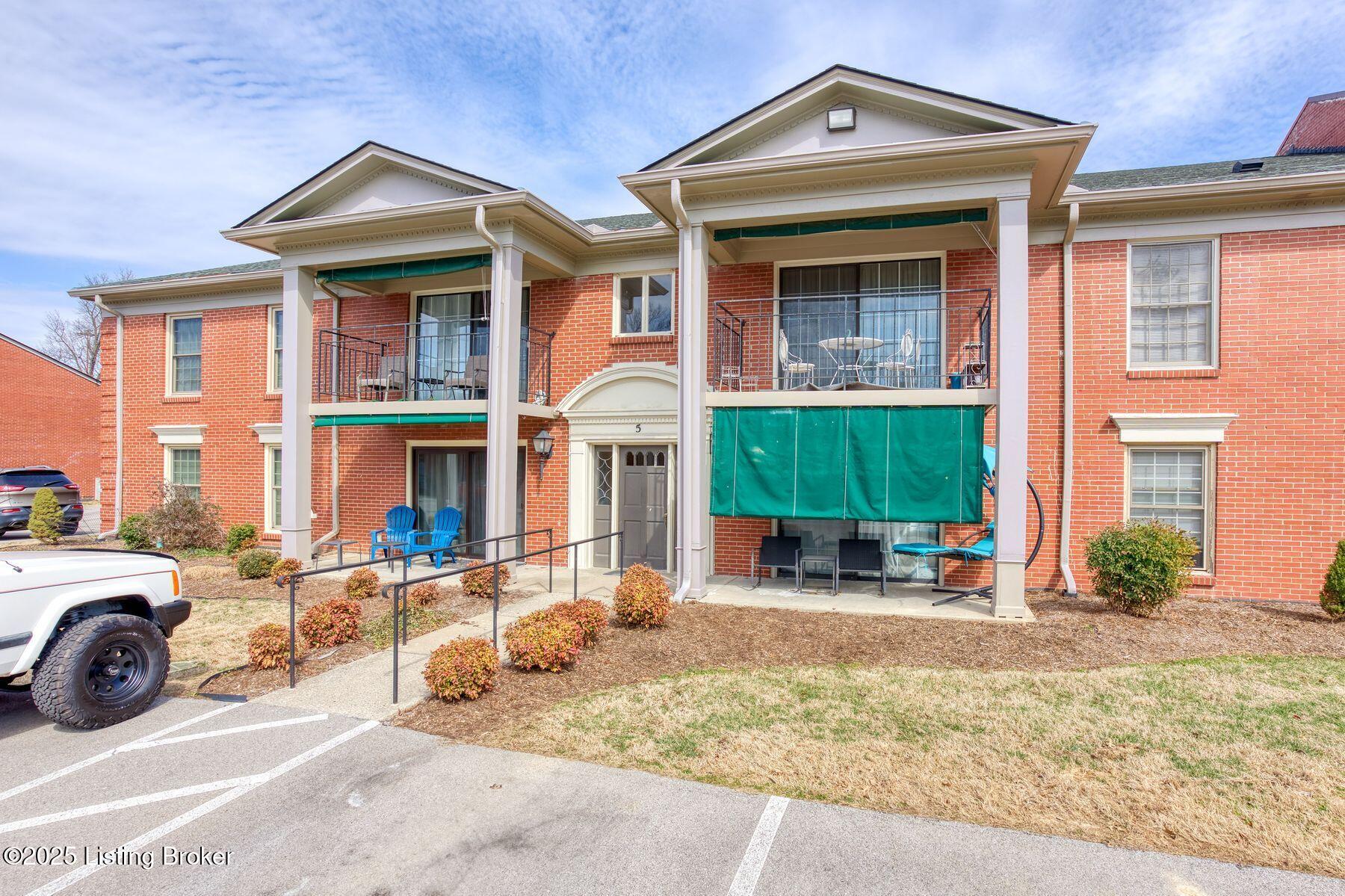 5 Dupont Way 7