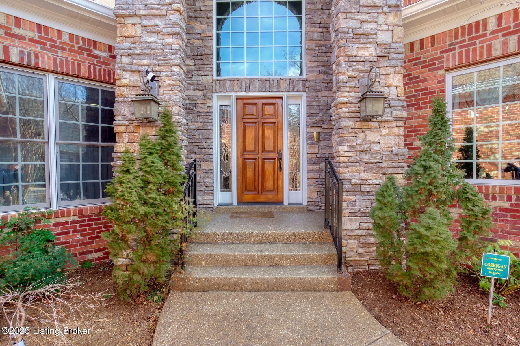 2711 Alia Cir
