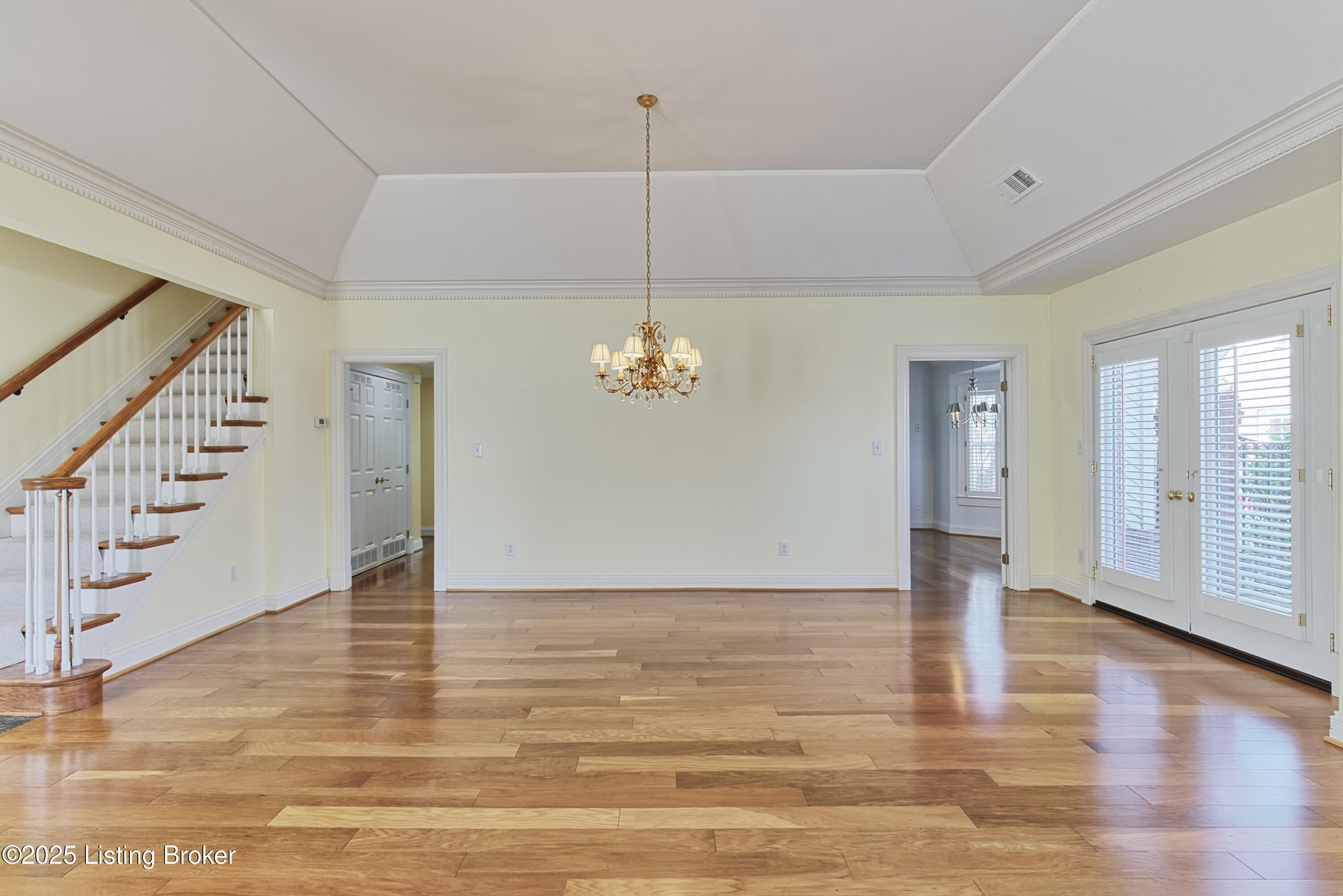 5916 Ashwood Bluff Dr