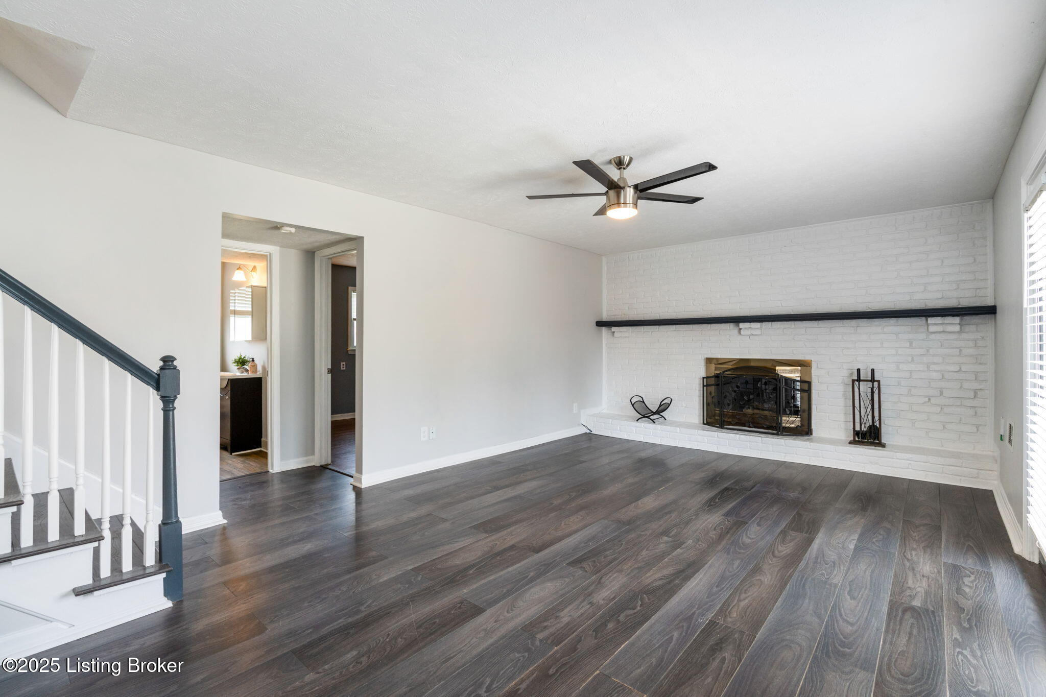 4409 Burgundy Dr