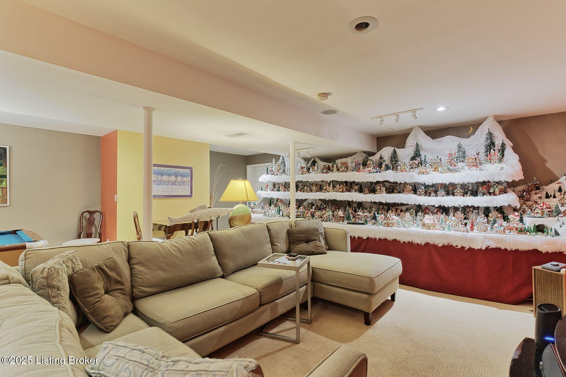 3116 Freys Hill Rd