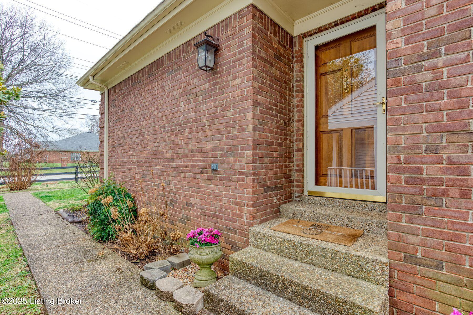 3116 Freys Hill Rd