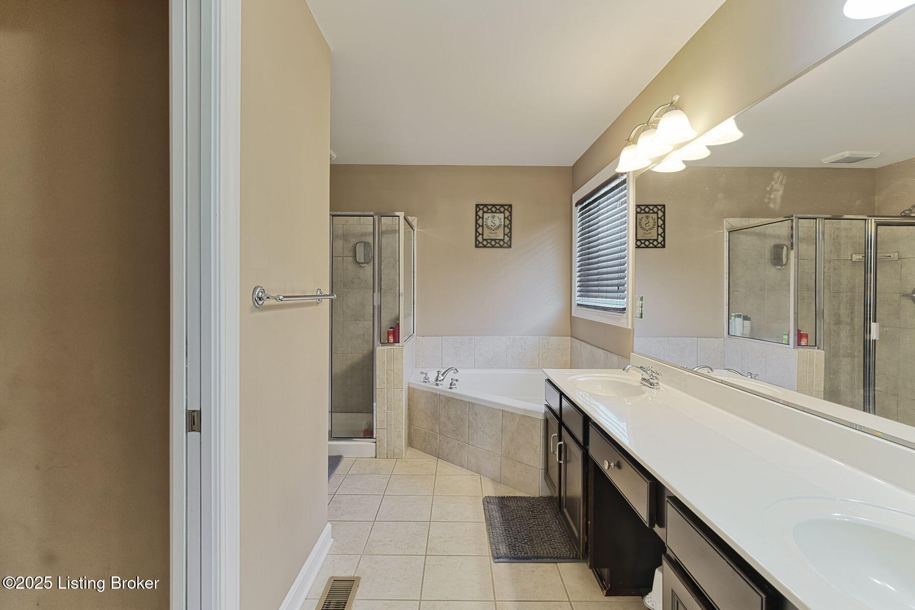 608 Davenport Dr