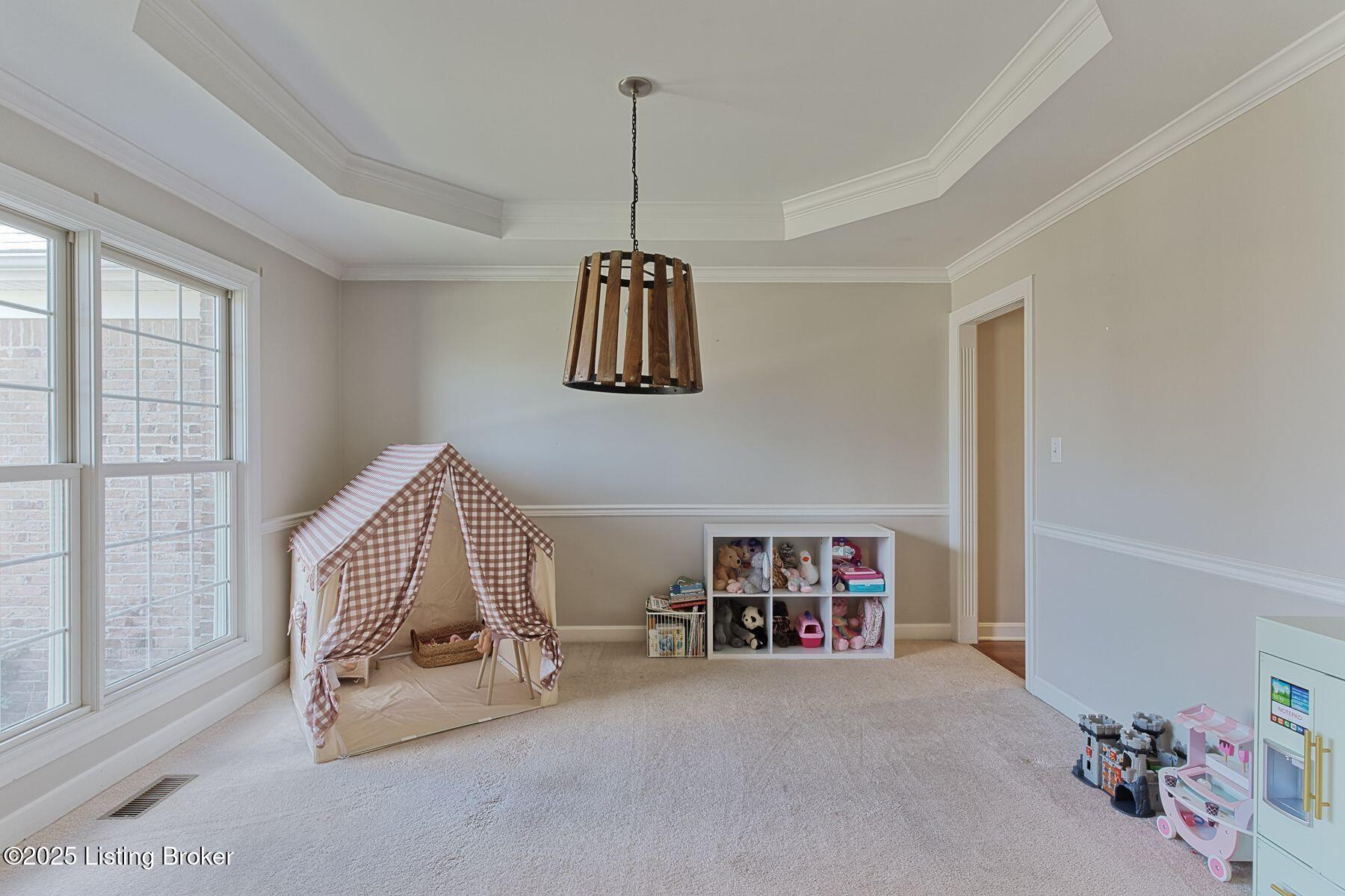 608 Davenport Dr