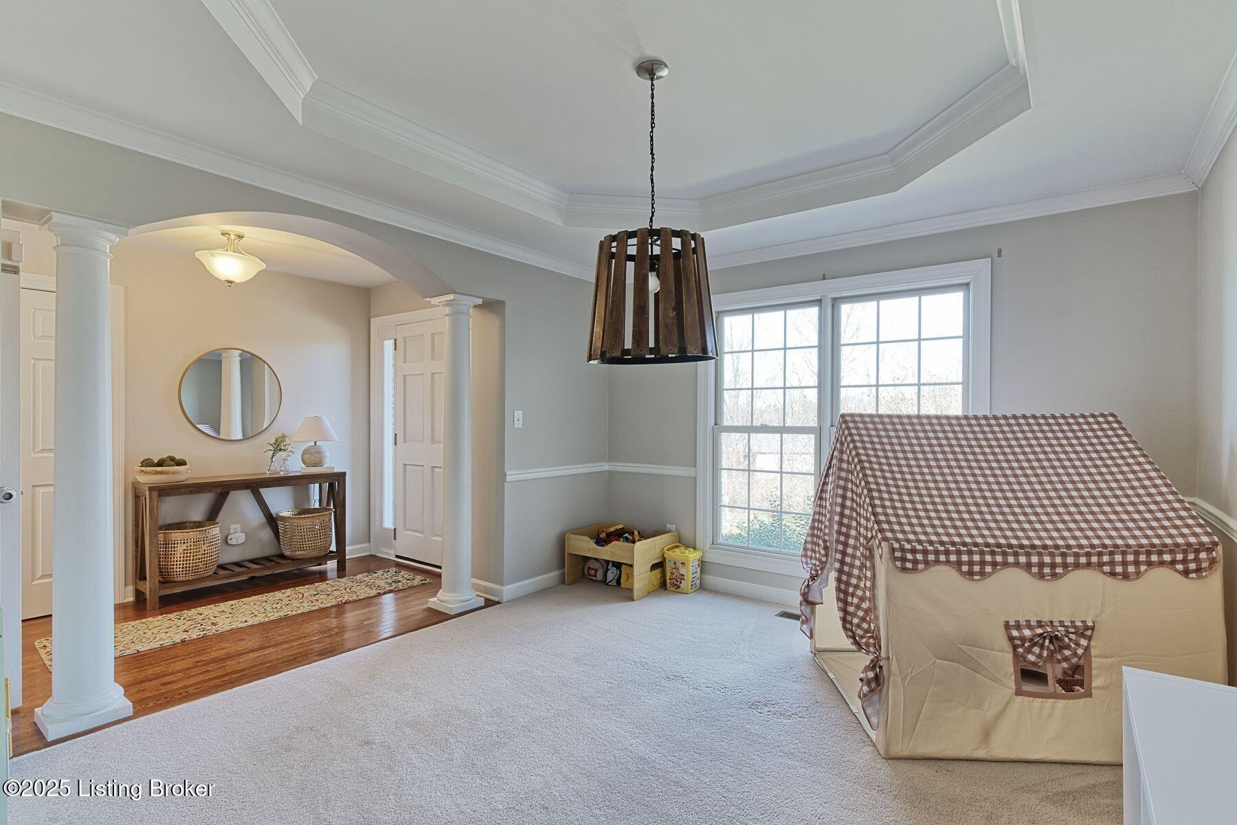 608 Davenport Dr