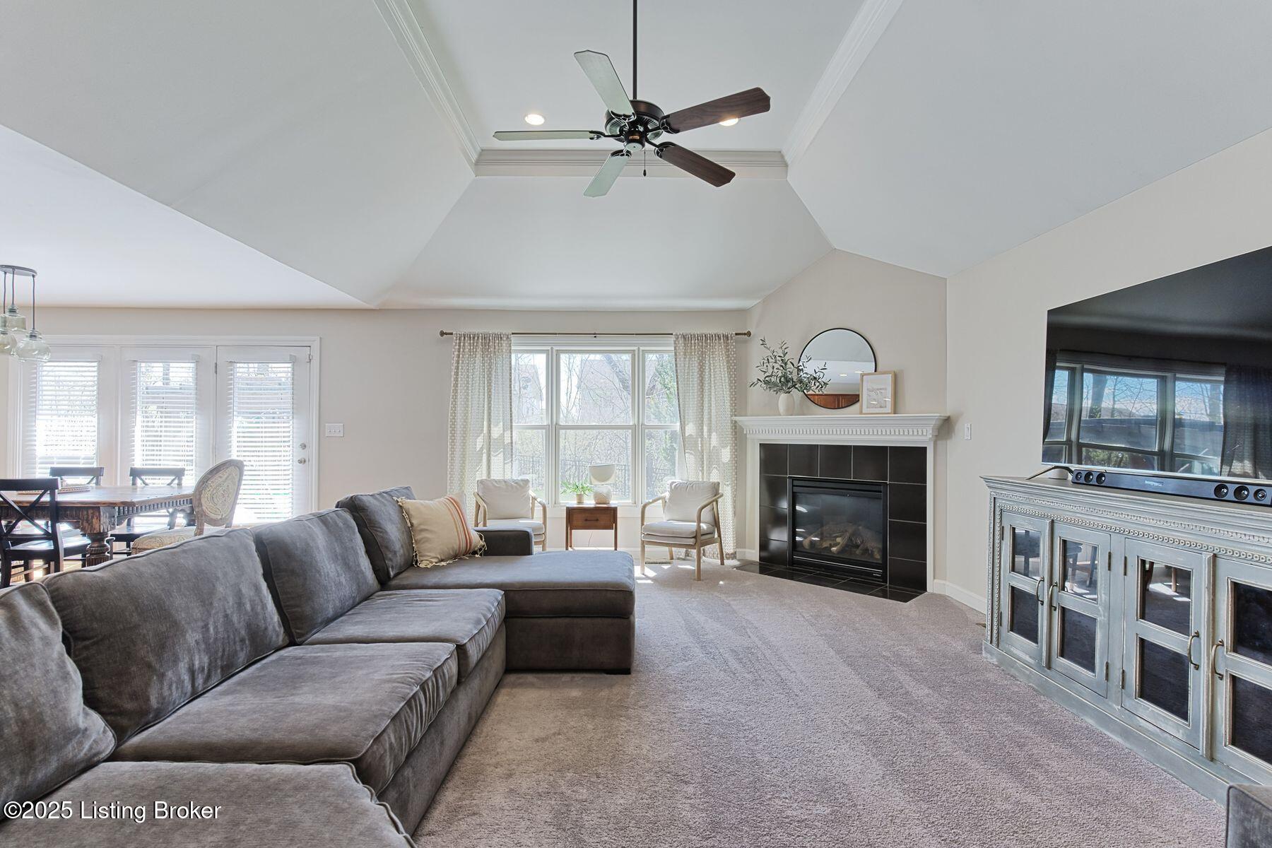 608 Davenport Dr