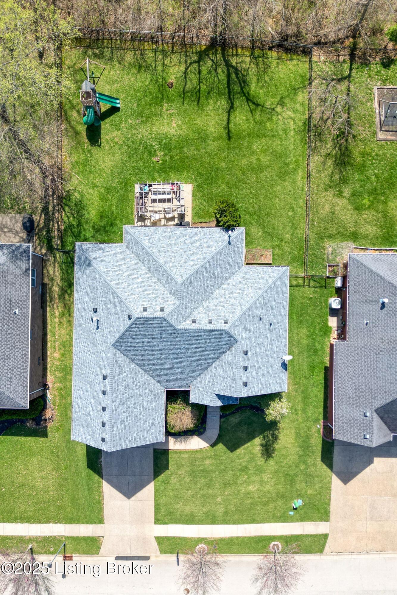 608 Davenport Dr