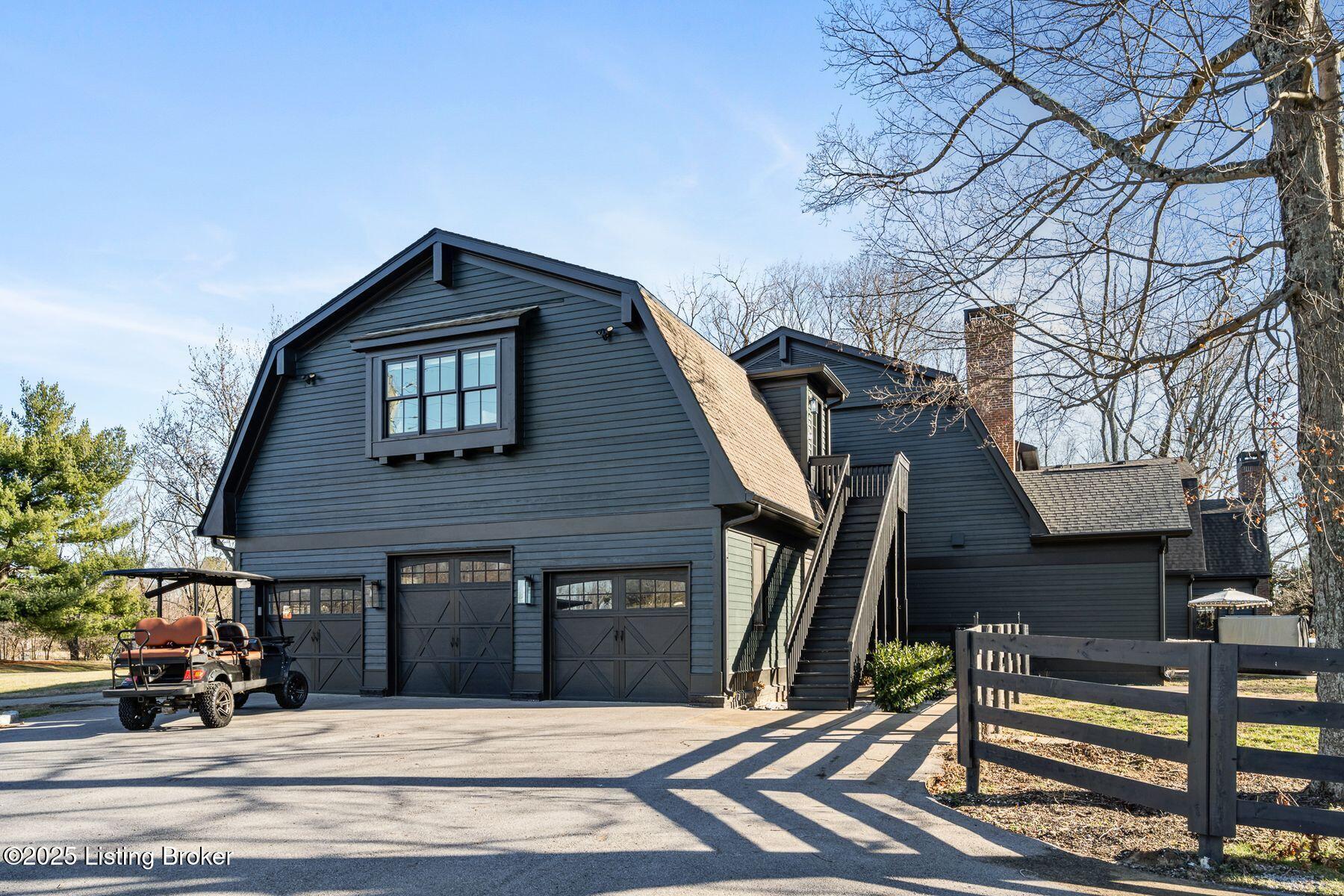 2704 Little Hills Ln