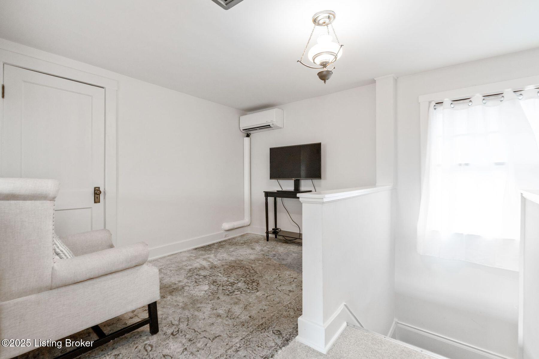 2061 Eastern Pkwy