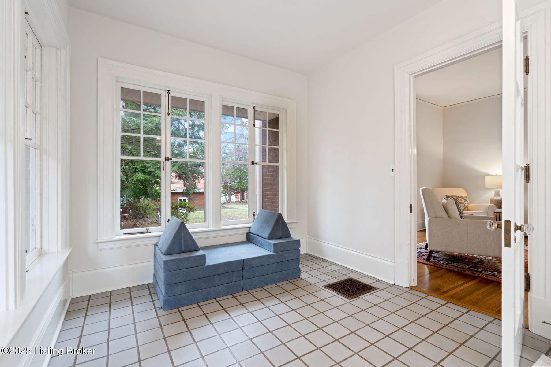 2061 Eastern Pkwy