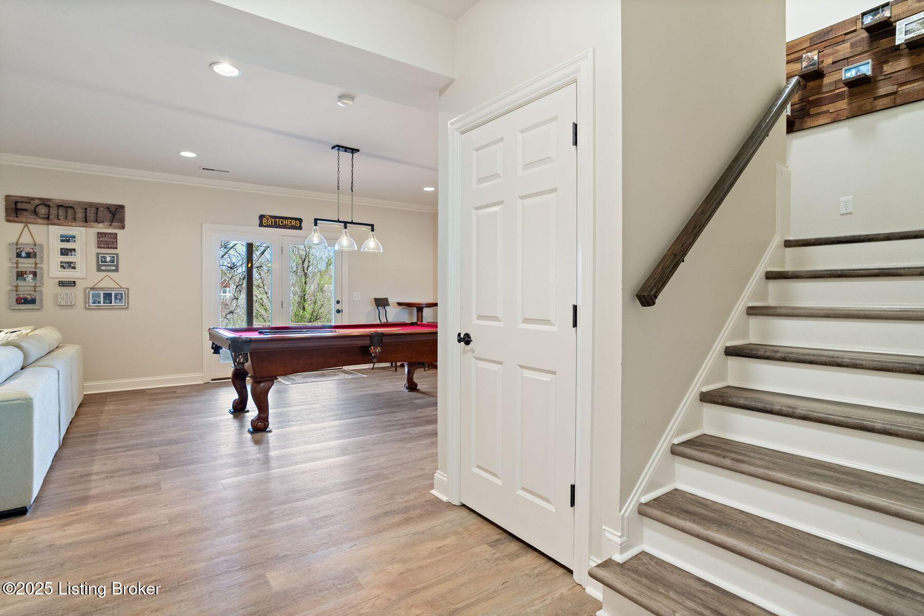 12723 Crestmoor Cir