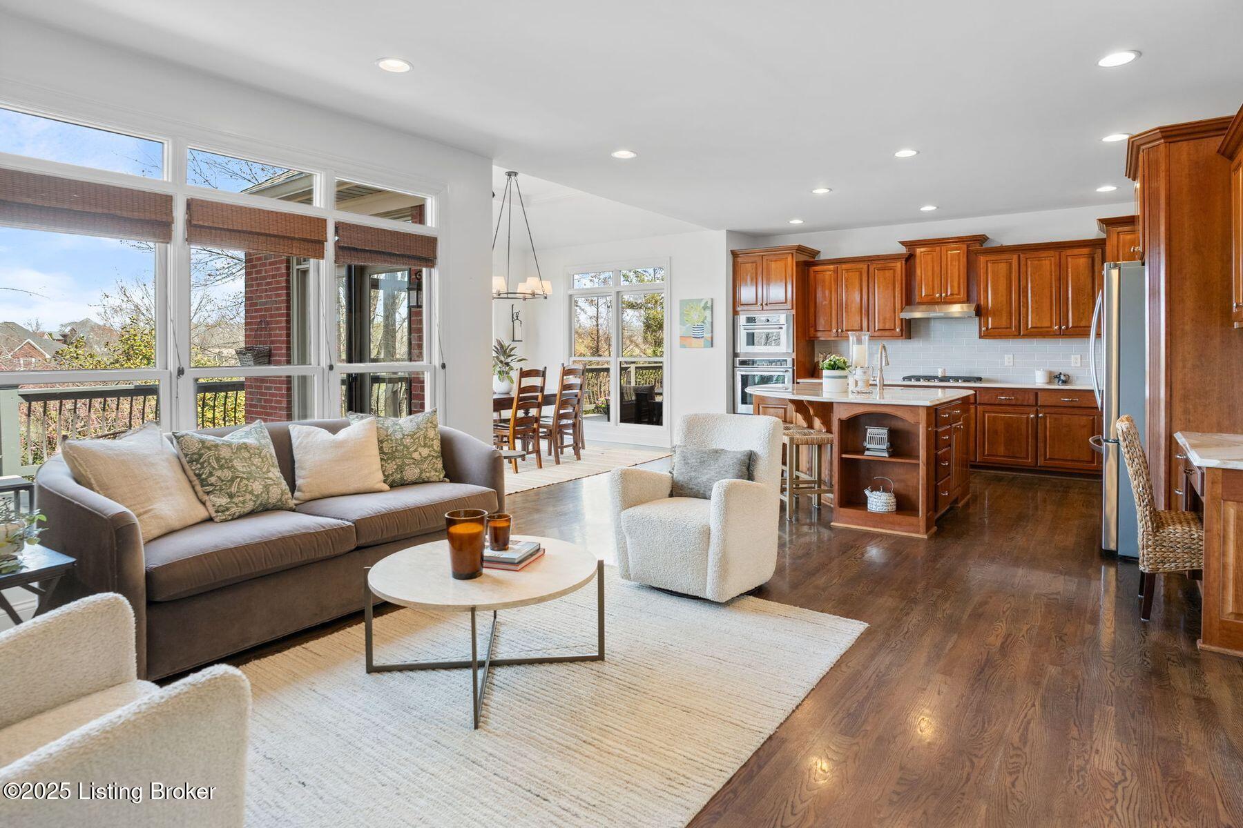 12723 Crestmoor Cir