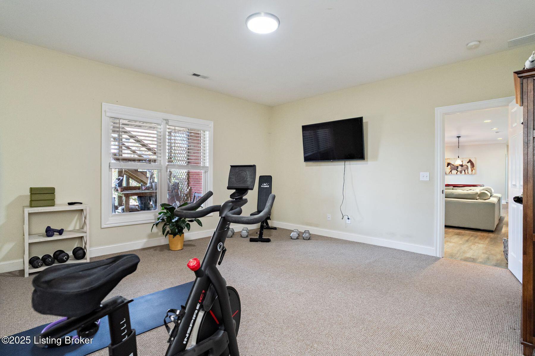 12723 Crestmoor Cir