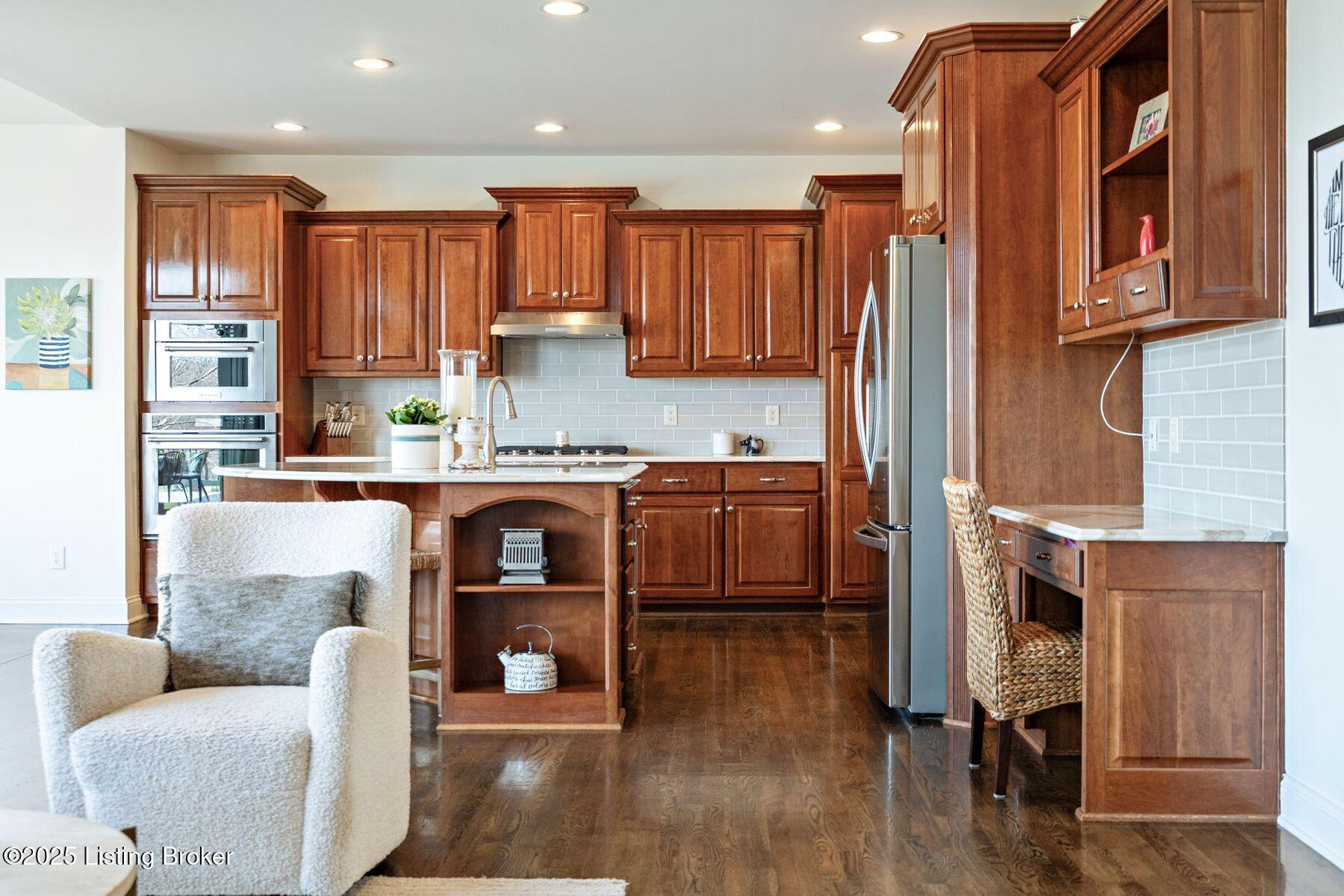 12723 Crestmoor Cir