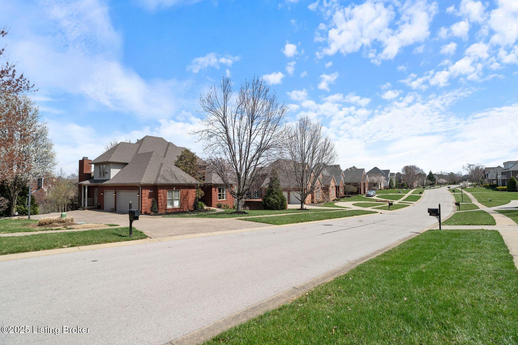 12723 Crestmoor Cir