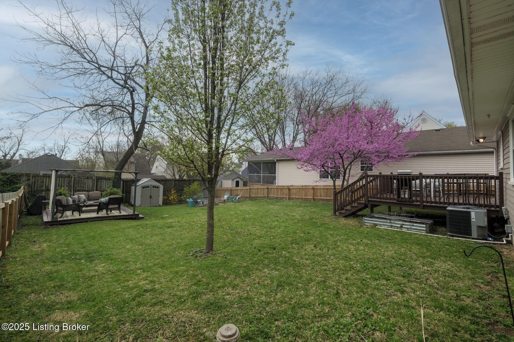 606 Plainview Ave