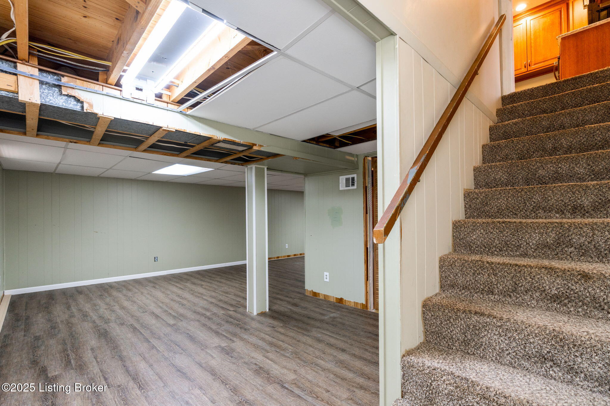 2606 Swing Dr