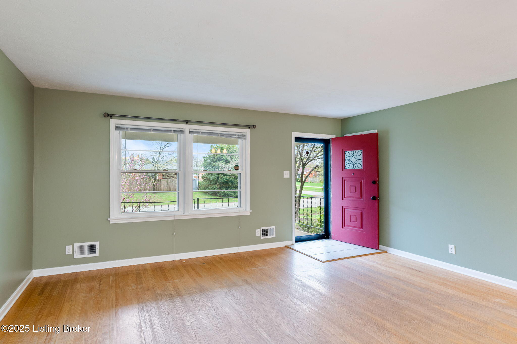 2606 Swing Dr