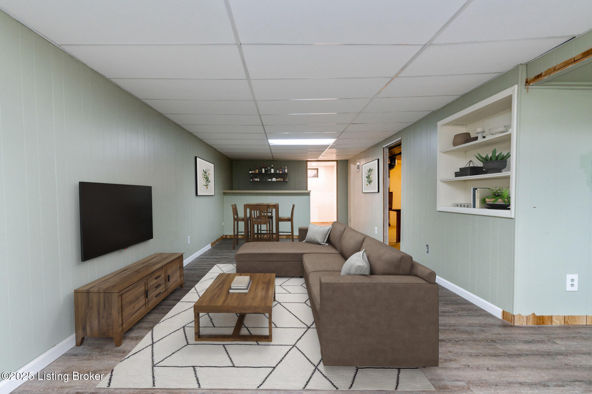 2606 Swing Dr