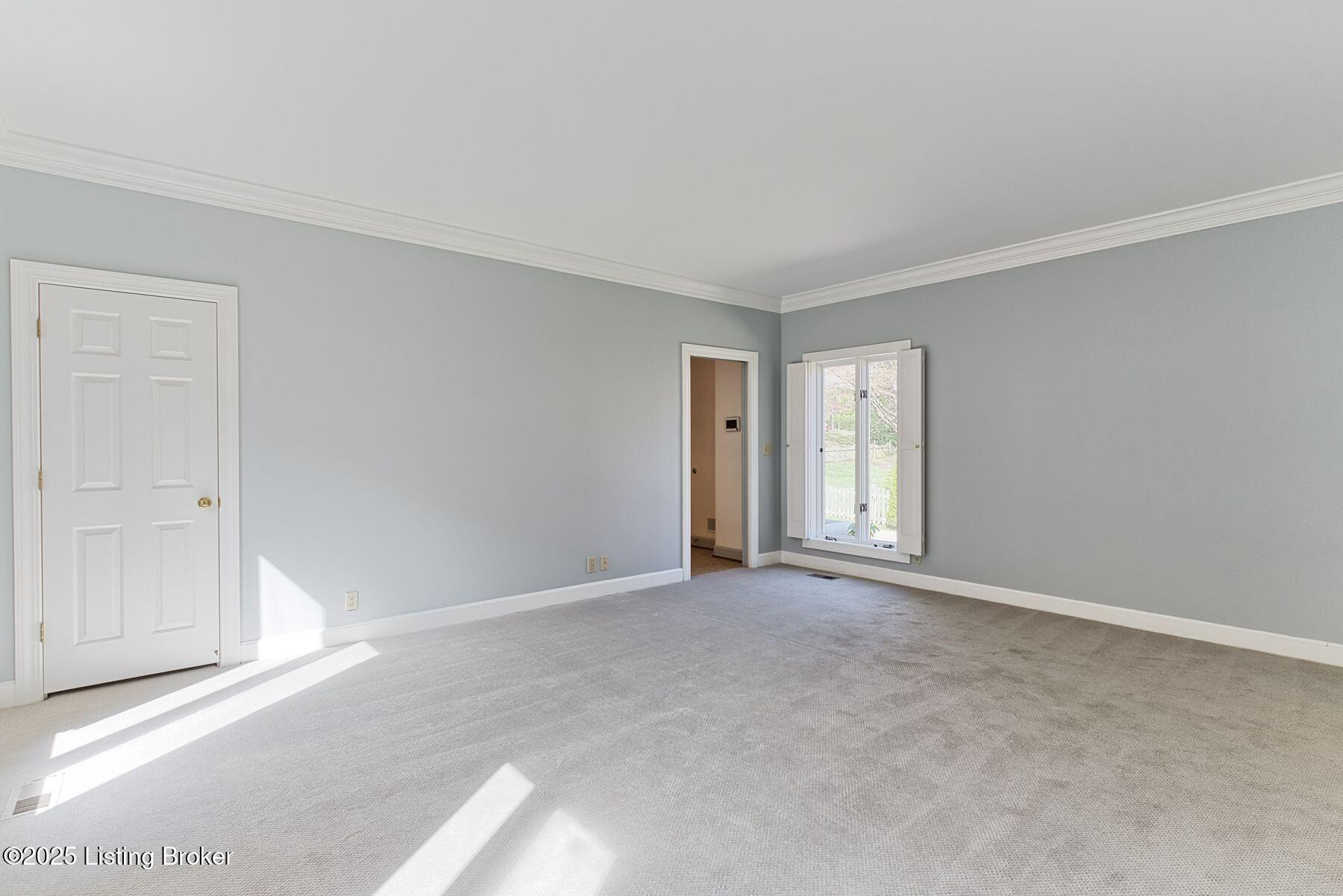 328 Blankenbaker Ln