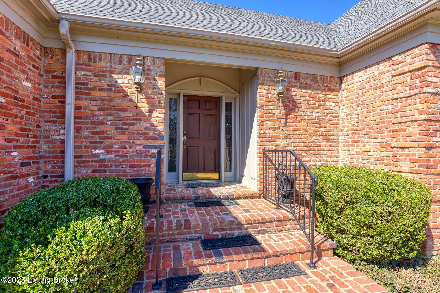 328 Blankenbaker Ln