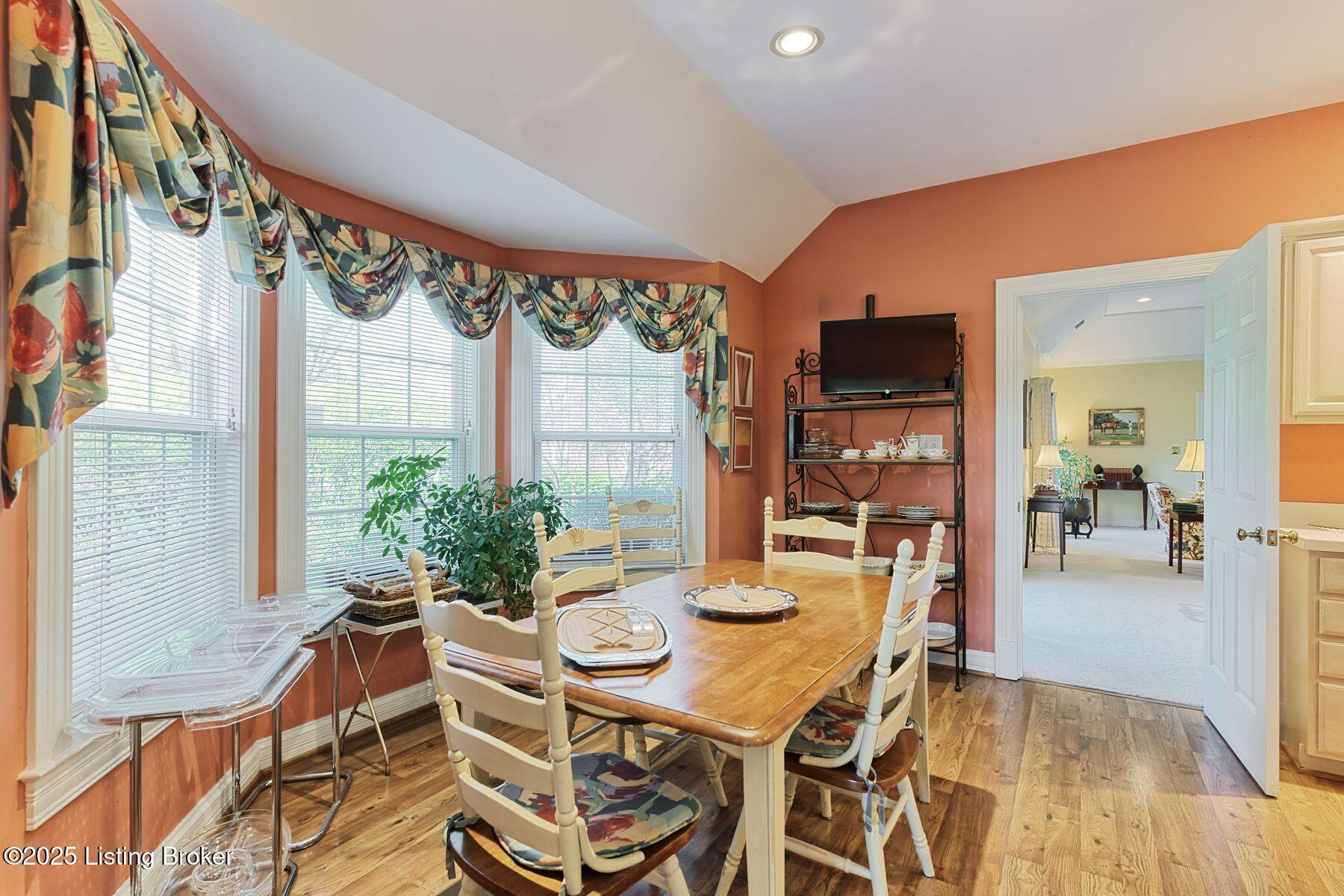 2001 Ashwood Bluff Ct