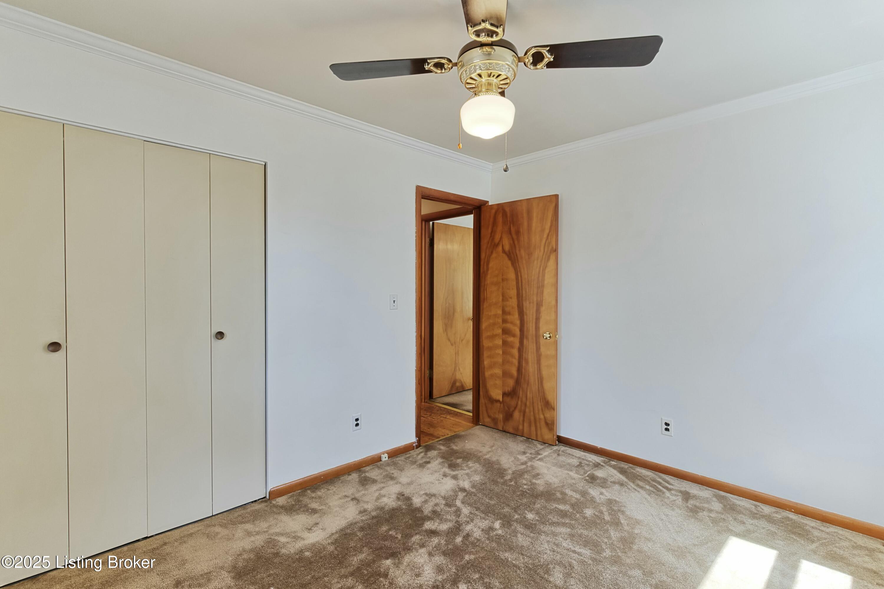 3212 Maple Rd