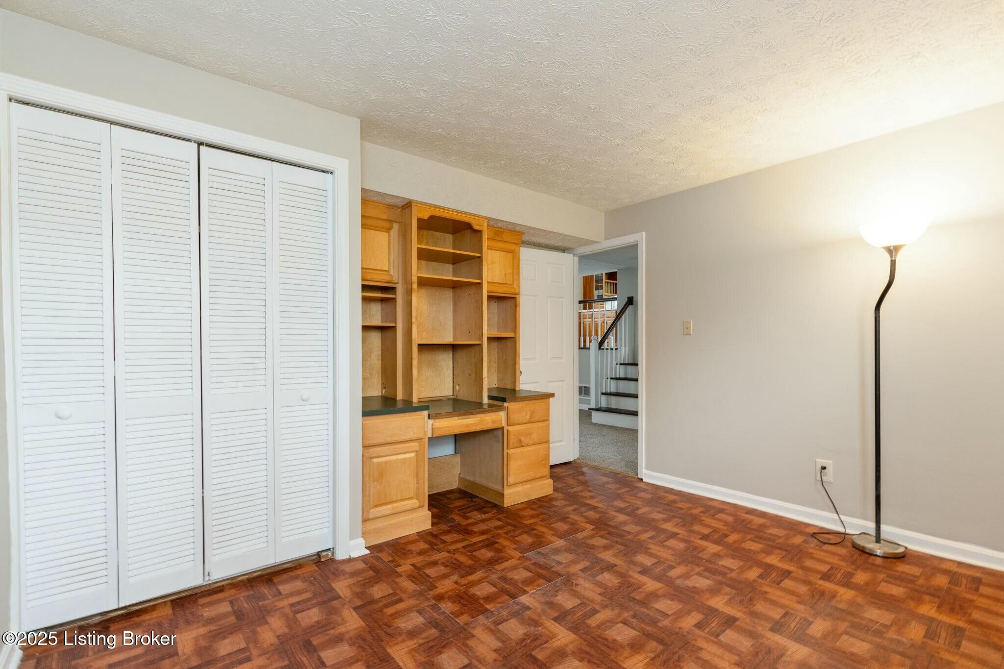 10111 Westwego Pl