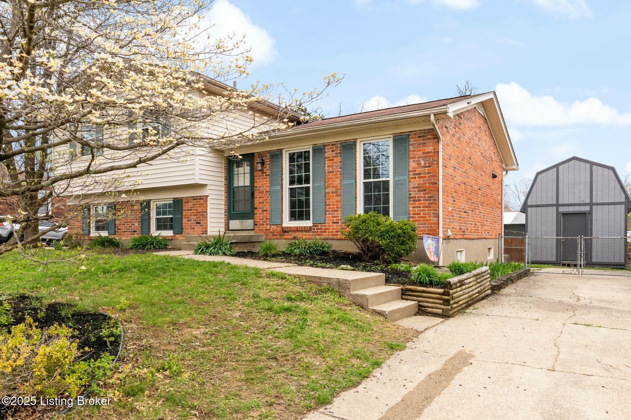 10111 Westwego Pl