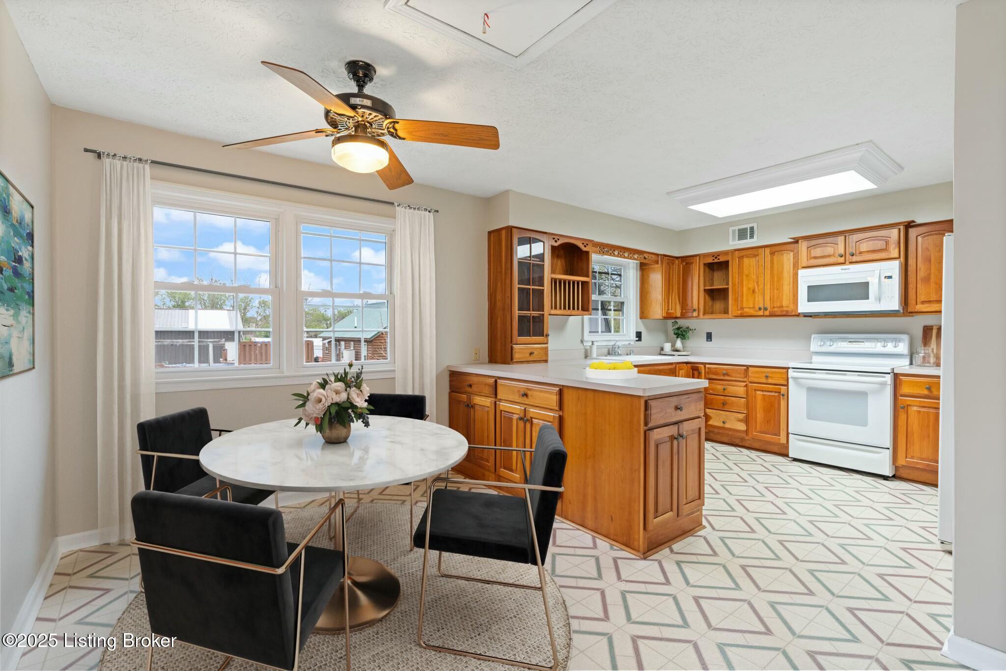 10111 Westwego Pl