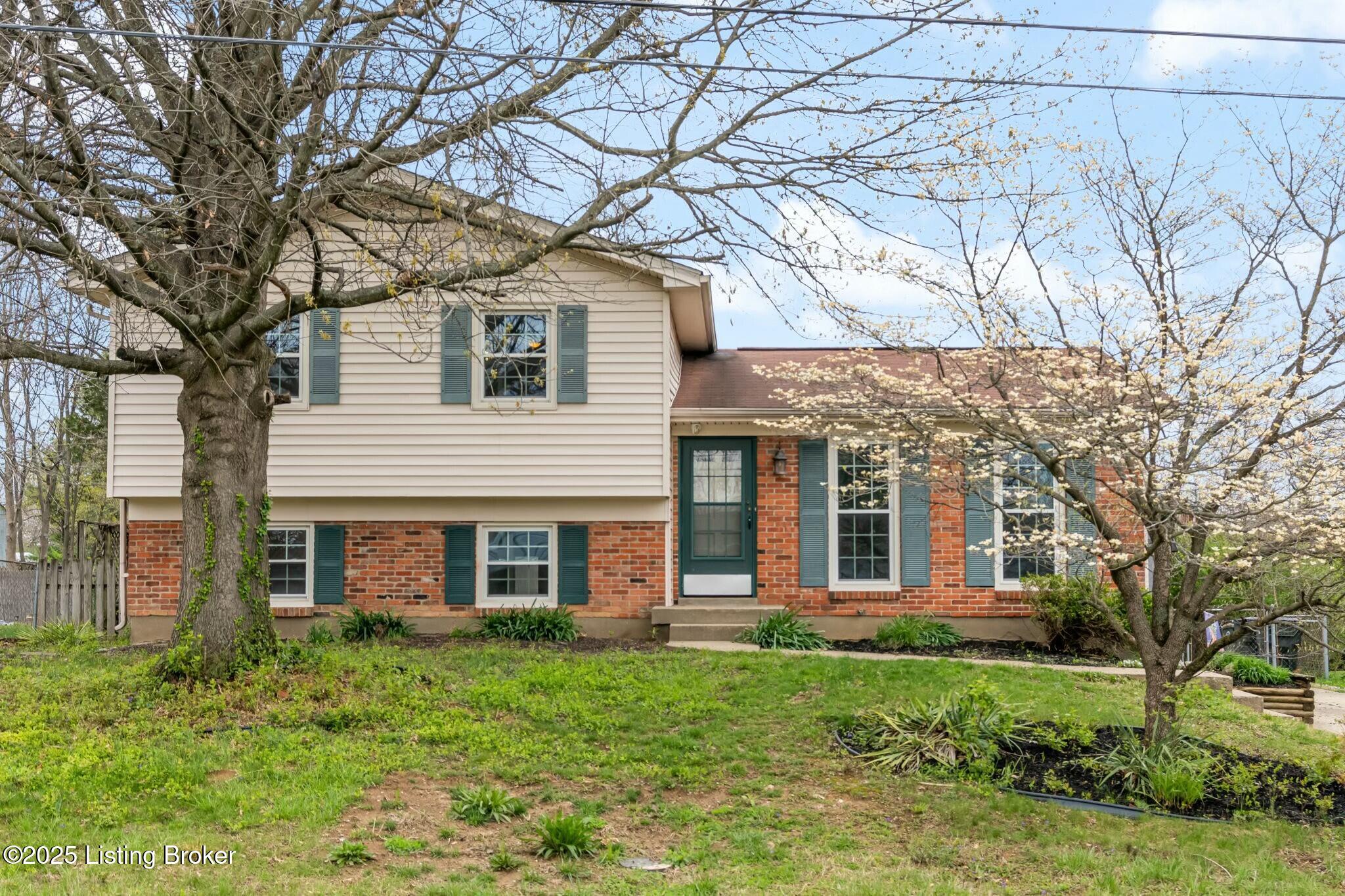 10111 Westwego Pl