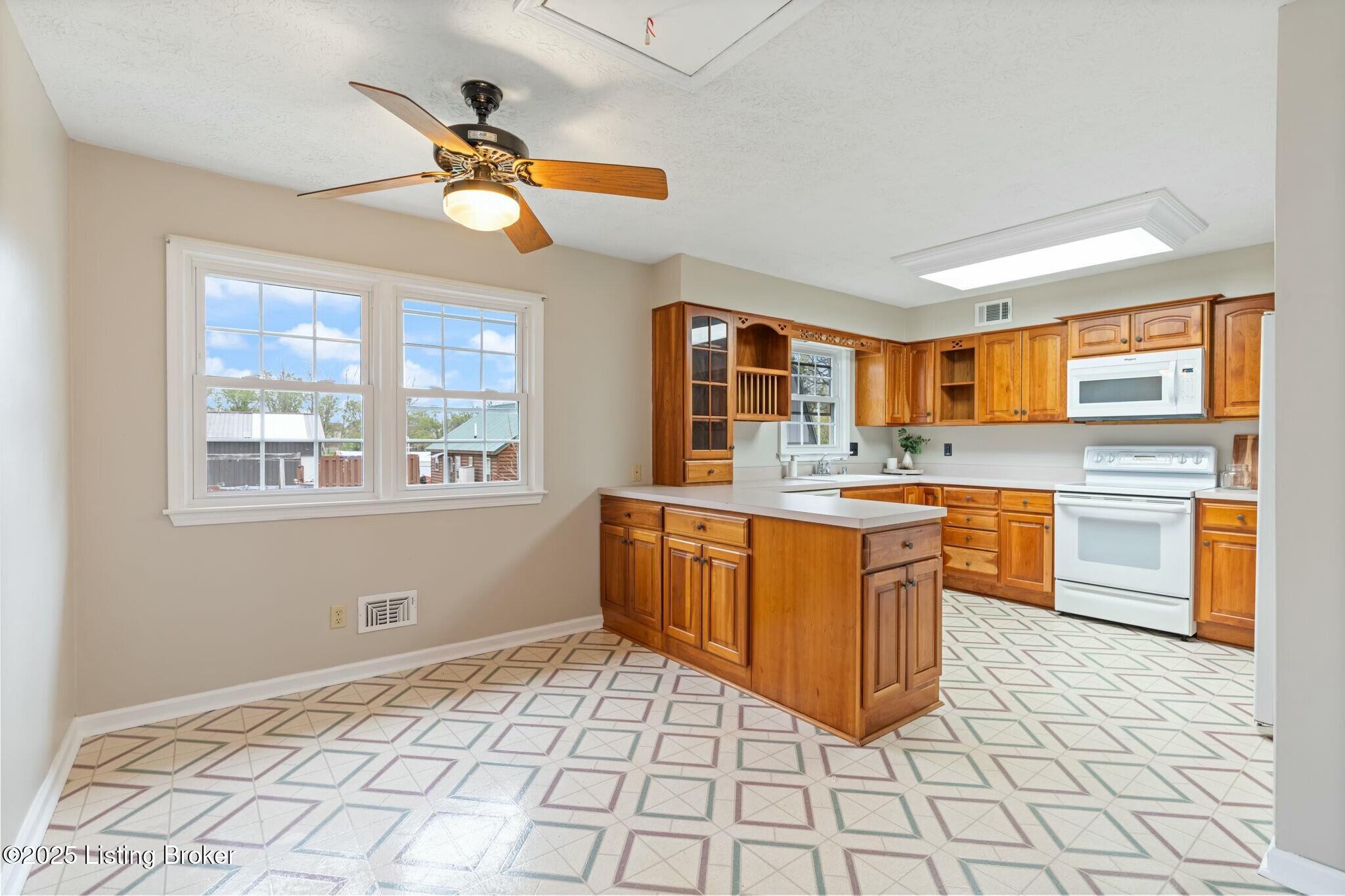 10111 Westwego Pl