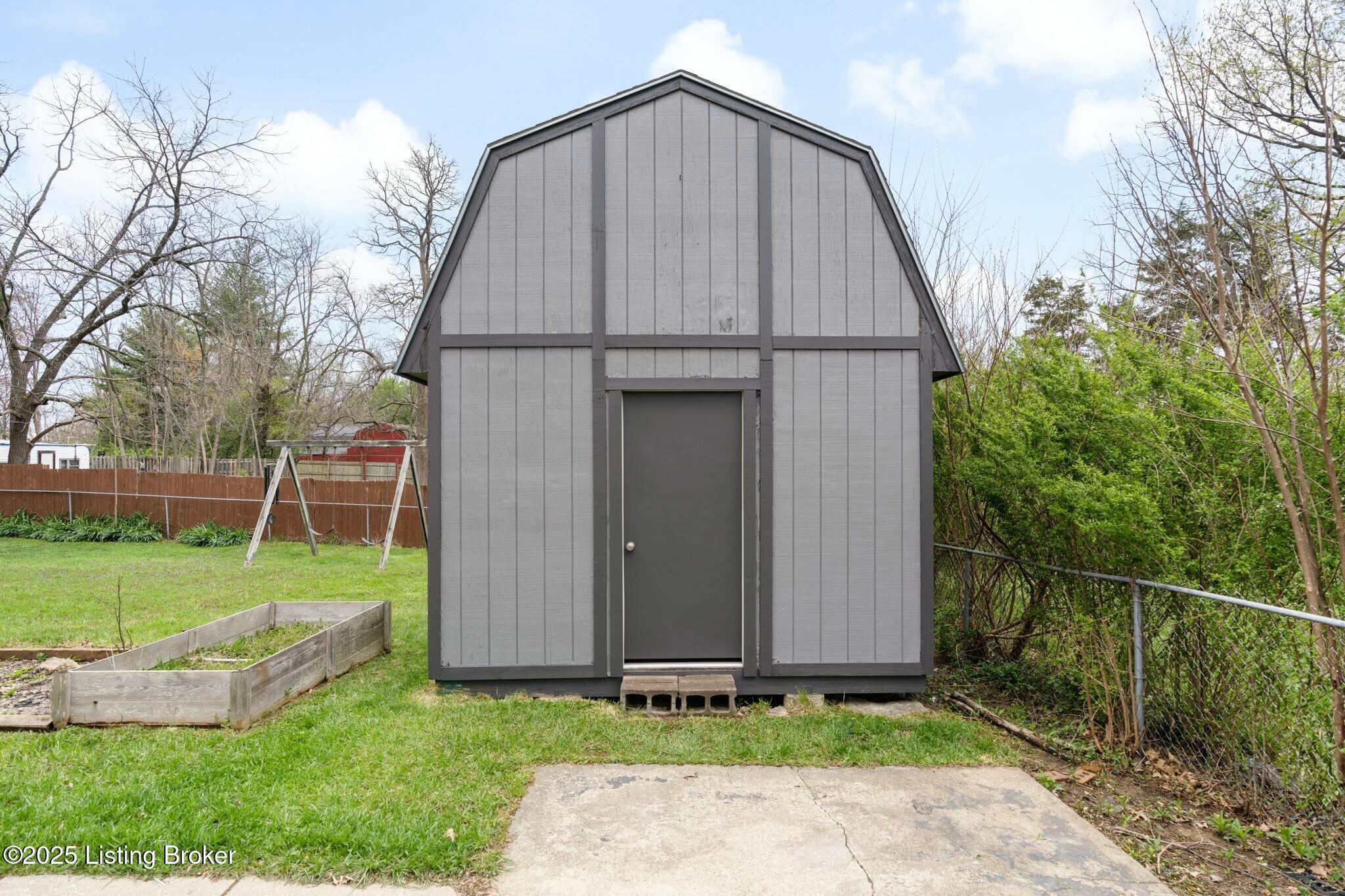 10111 Westwego Pl