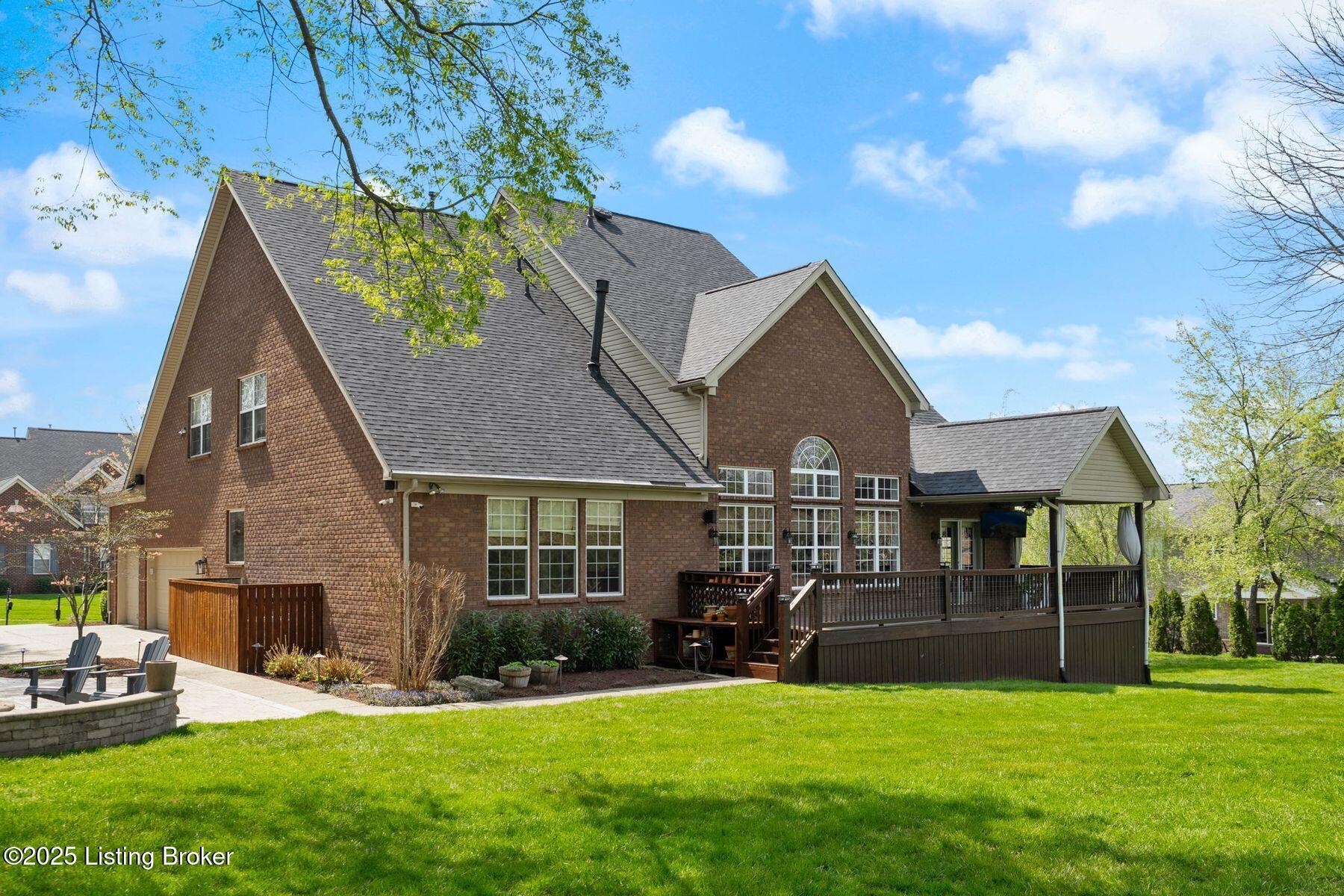 9003 Maddox Dr